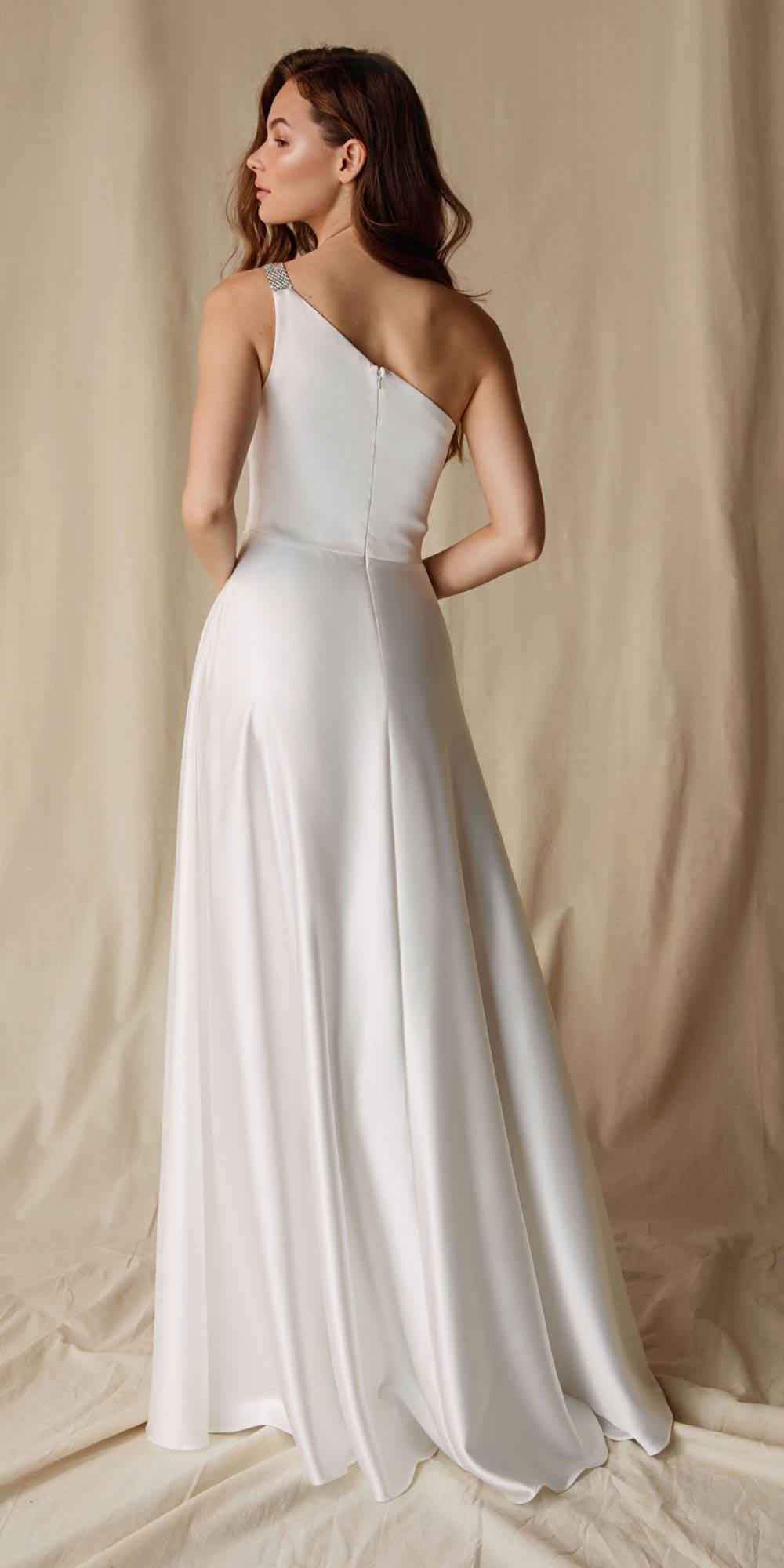 Wedding Dresses Long Wedding Bridal Evening Dress Eureka Fashion 9025 Off White