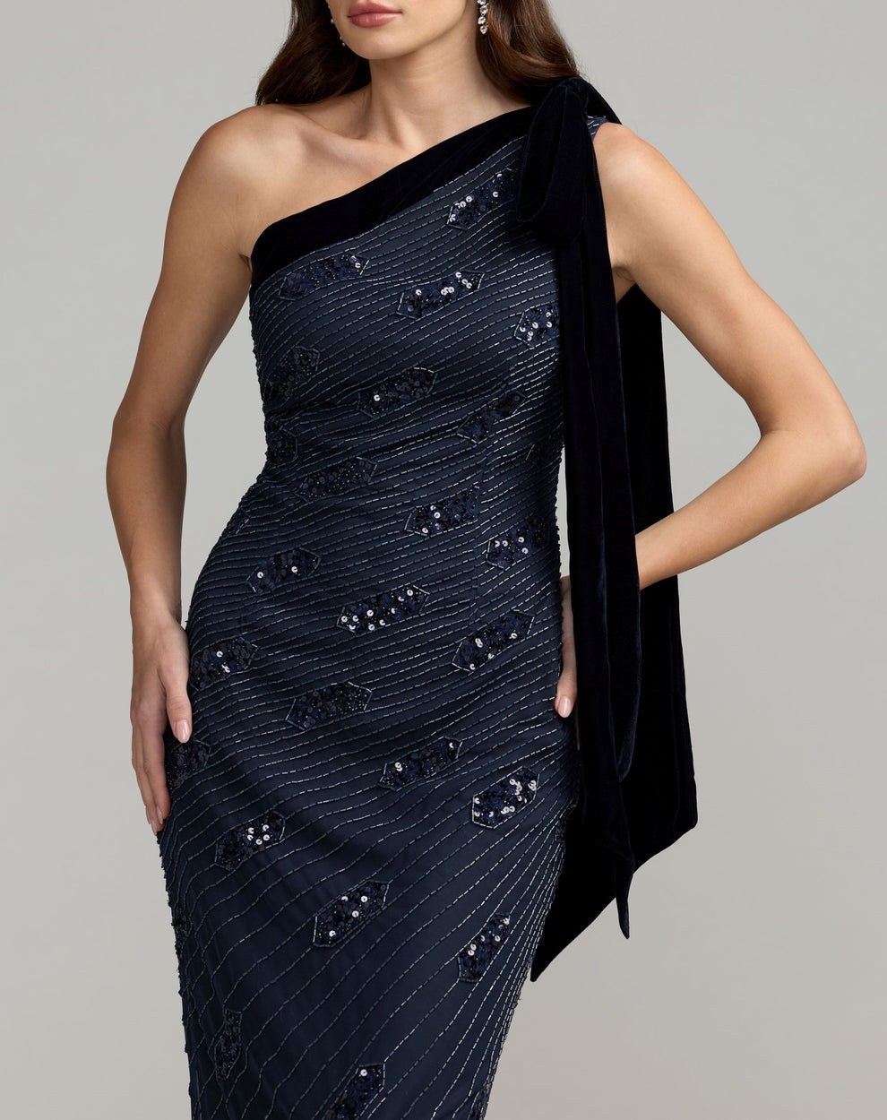 One-Shoulder Floor-Length Velvet Formal Mermaid Mac Duggal 94144