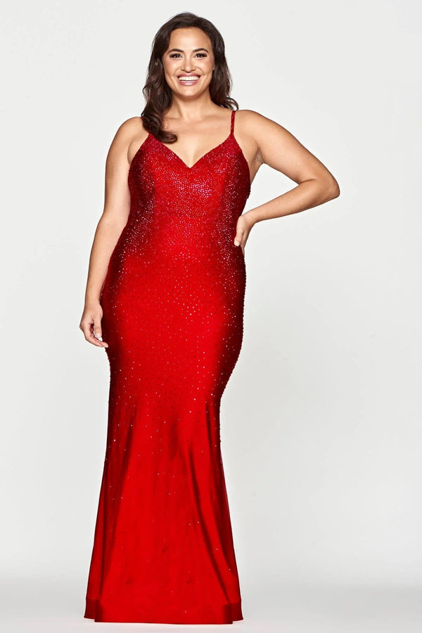 Faviana 9518 Long Formal Plus Size Prom Fitted Dress