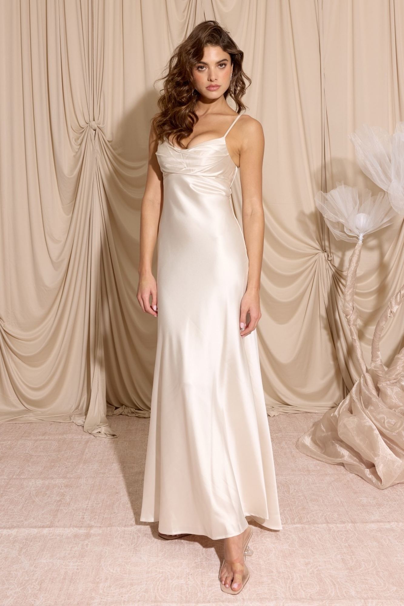 Wedding Dresses Long Fitted Wedding Bridal Dress Eureka Fashion 9711 Antique White