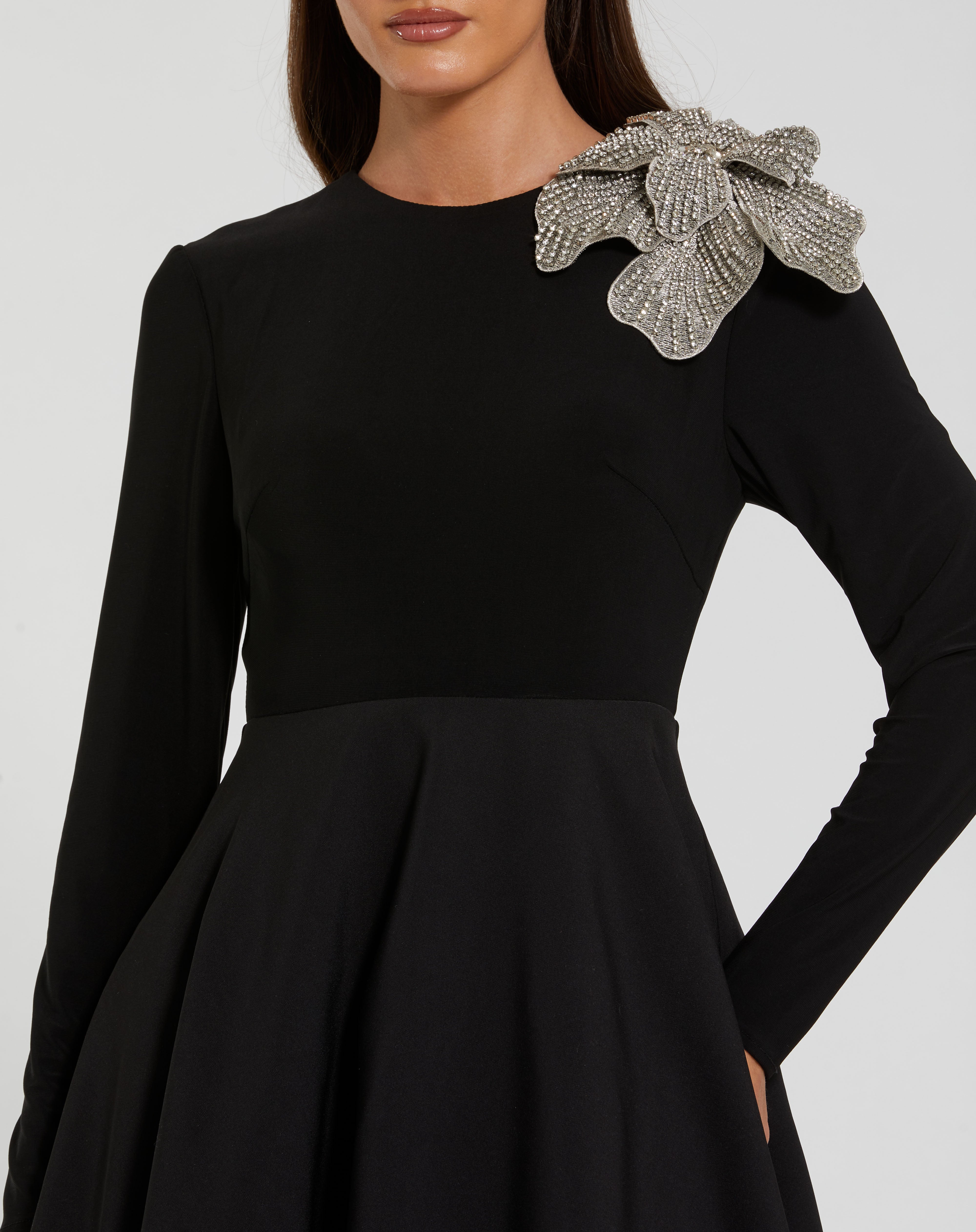 Black Crew Neck Floor-Length Mikado Formal Beaded Dress Mac Duggal 9911832P