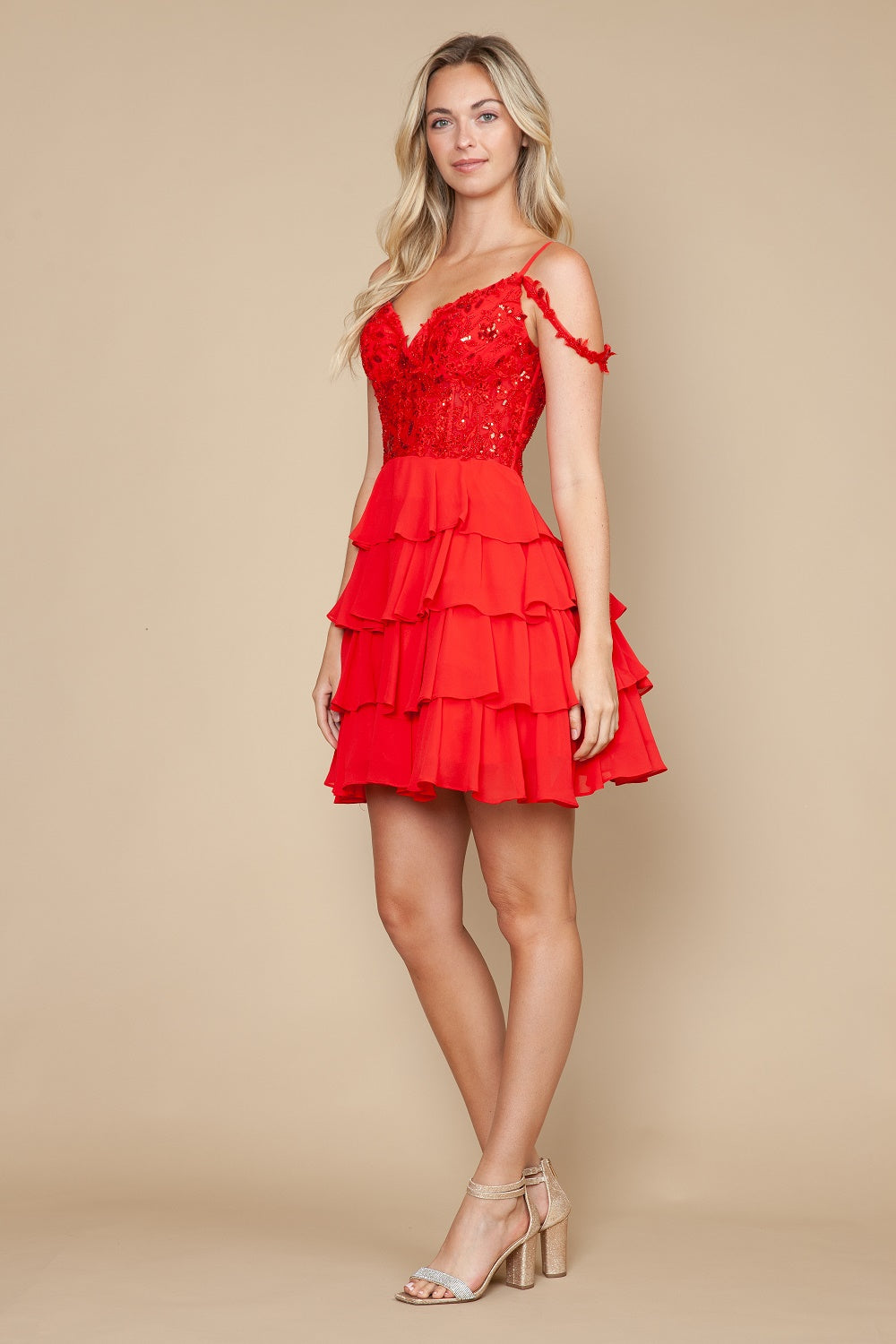 Cocktail Dresses Short Lace Applique Homecoming Cocktail Dress Red
