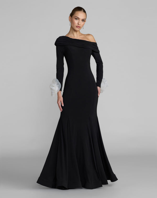Off-the-Shoulder Floor-Length Jersey Formal Dress Mac Duggal 9950134P