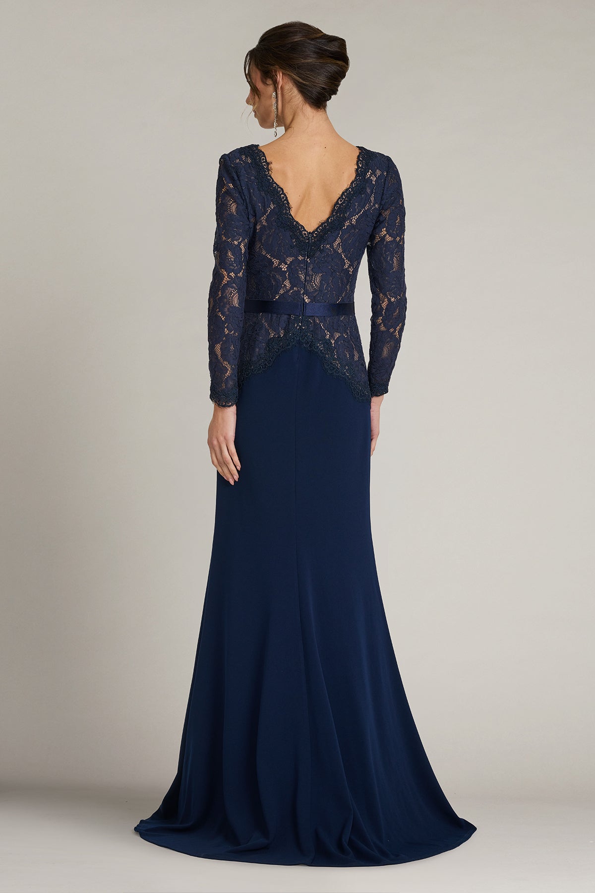 V-Neck Floor-Length Lace Formal Sheath/Column Tadashi Shoji AYV24197L