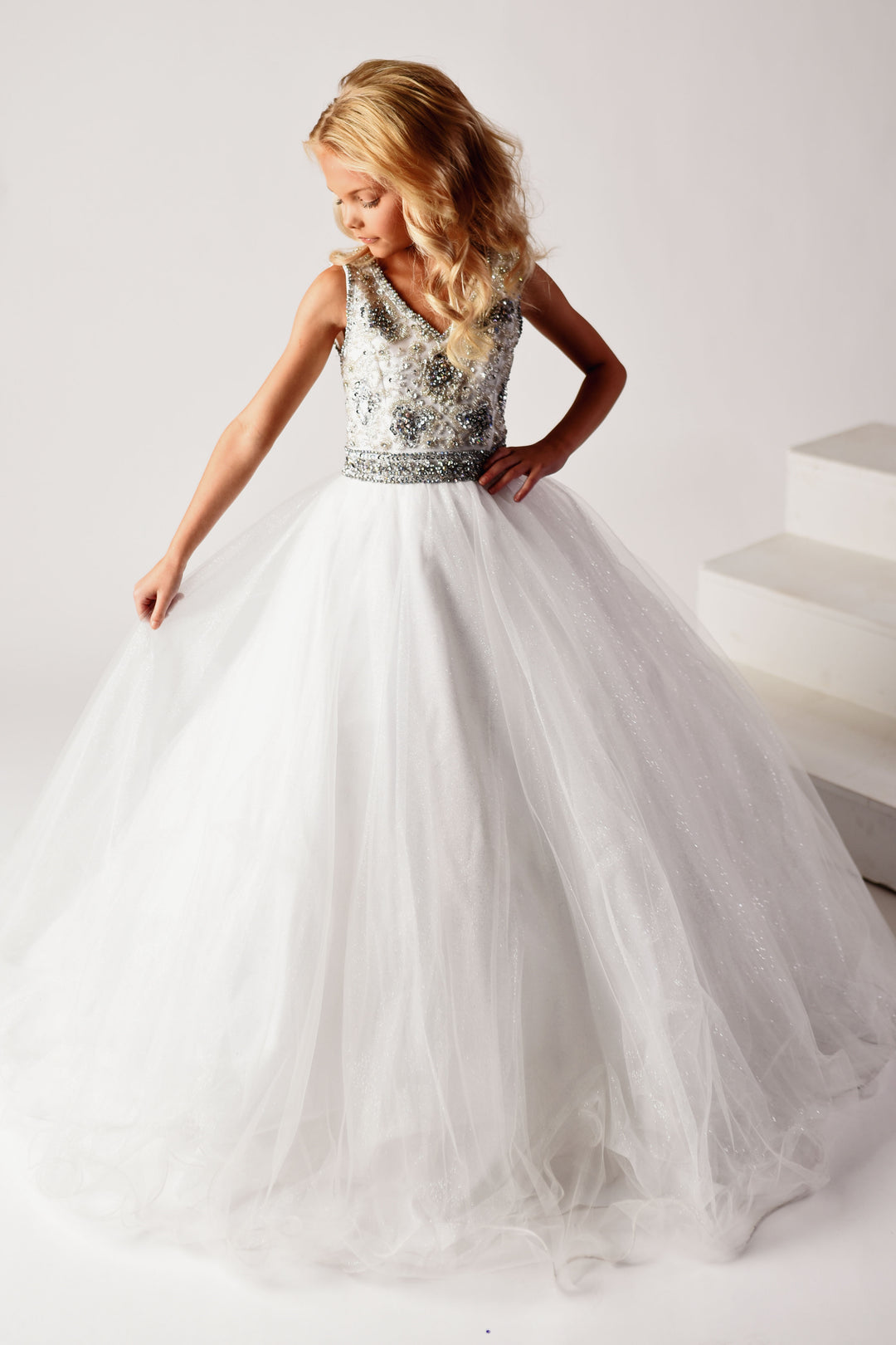 V-Neck Floor-Length Tulle Prom Ball Gown Ava Presley 27723