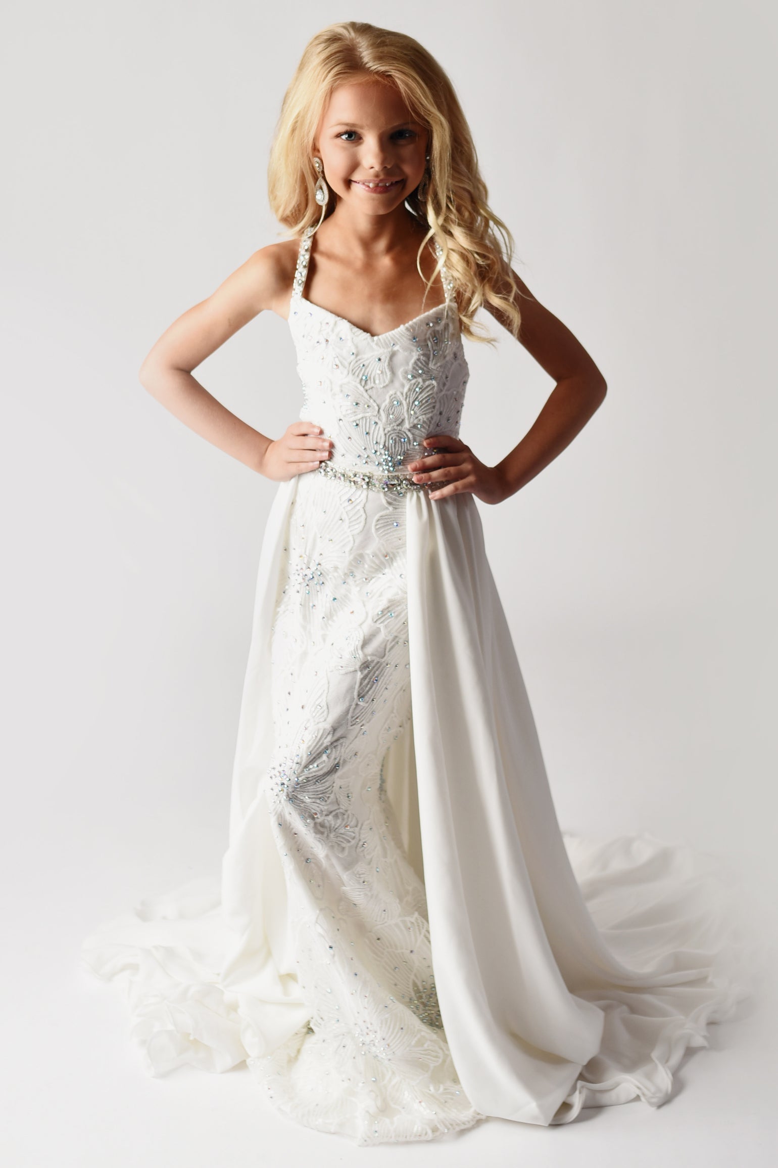 Halter Floor-Length Lace Wedding Dress Sheath Ava Presley 27730