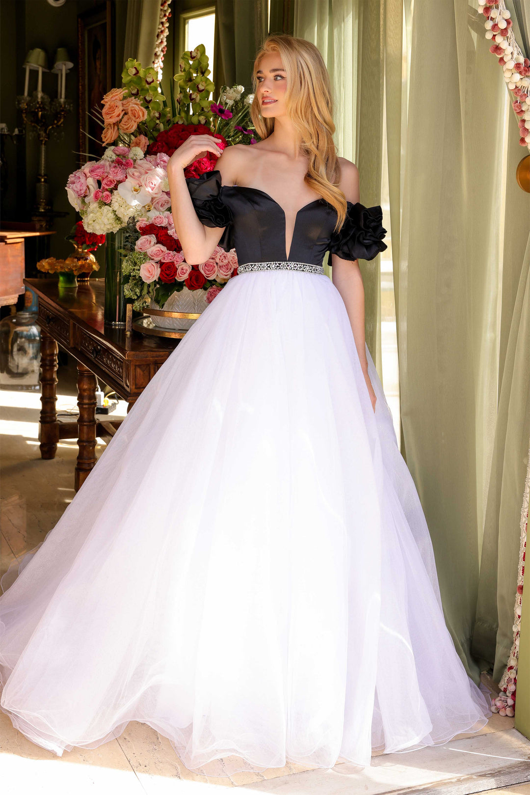 Prom Dresses Prom Beaded Long Ruffle Ball Gown Black/White