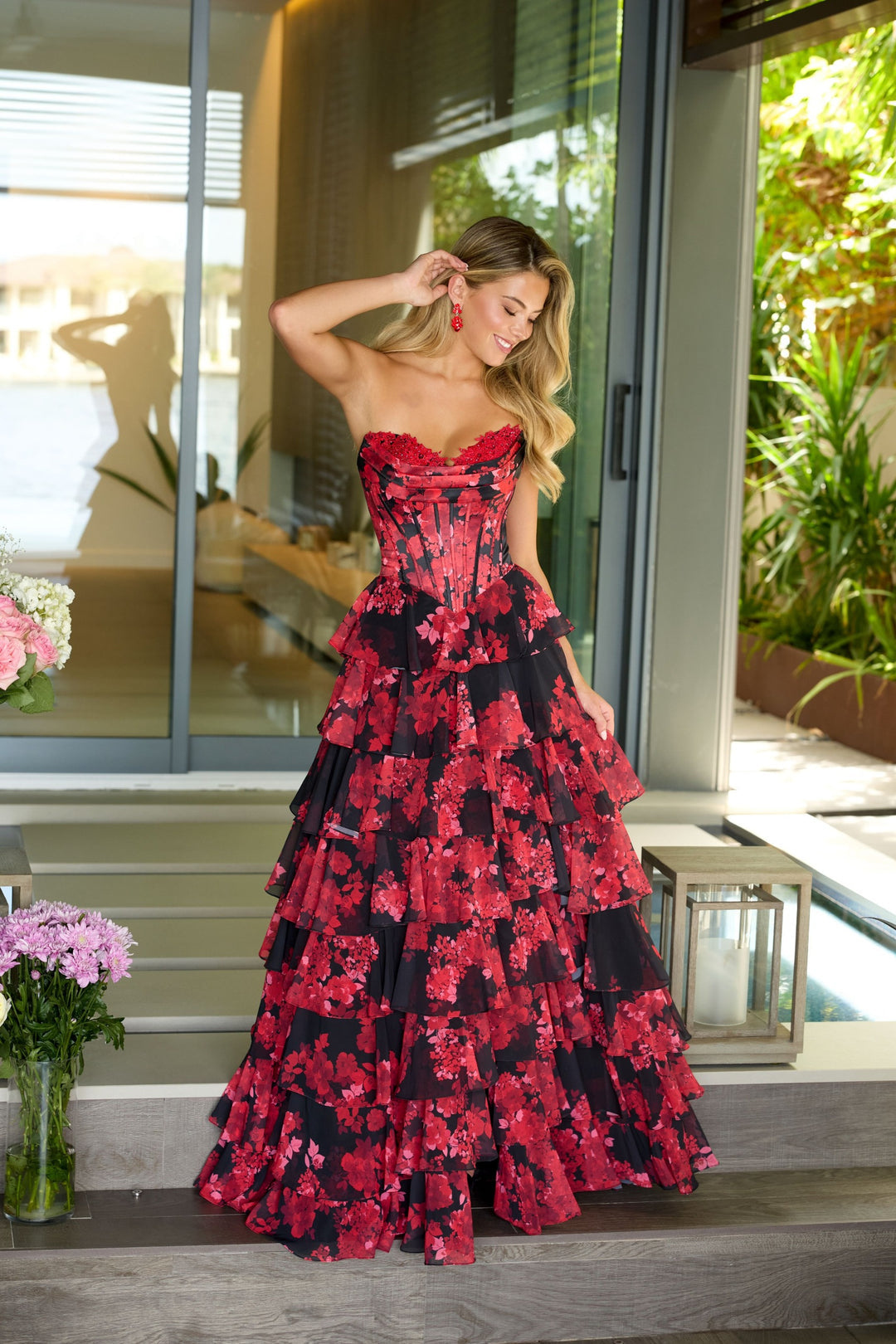 Prom Dresses Tiered Long Floral Print Formal Corset Prom Dress Black/Red