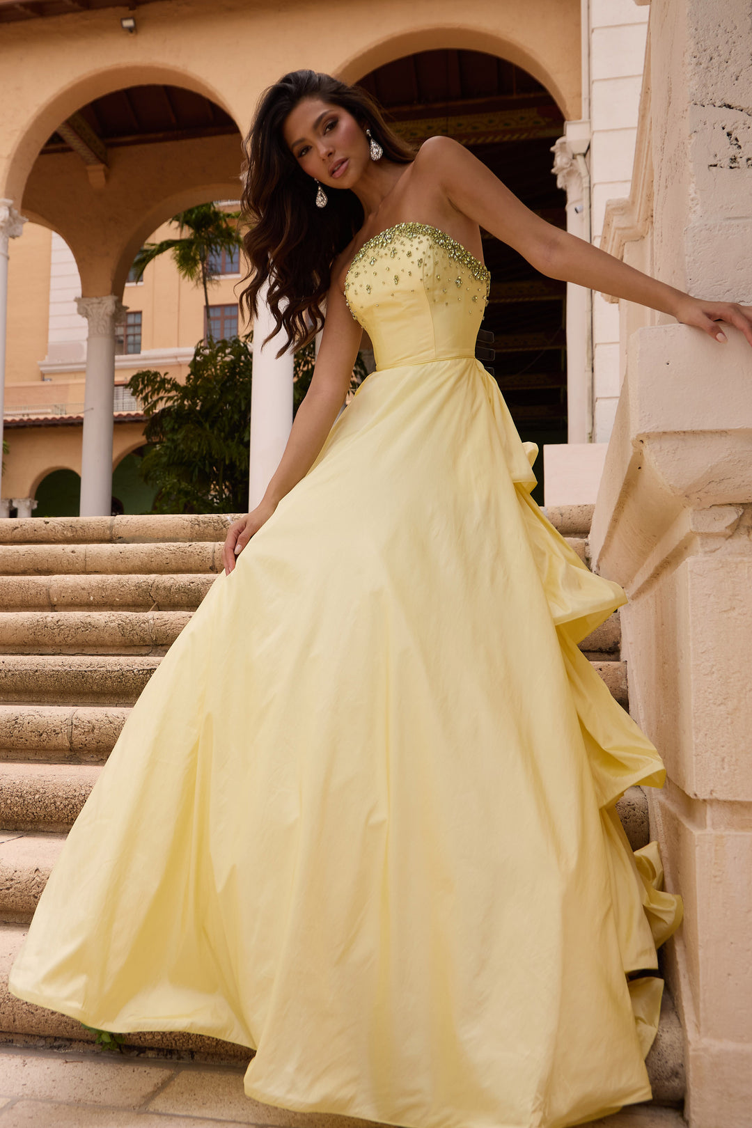 Prom Dresses Beaded Long Ball Gown Ruffle Prom Dress Soft Yellow