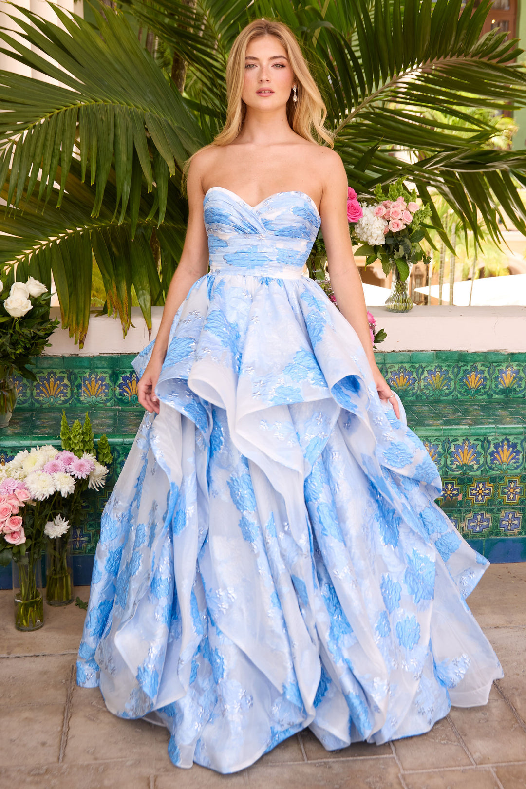 Prom Dresses Long Formal Ball Gown Ruffle Print Floral Prom Dress White/Light Blue