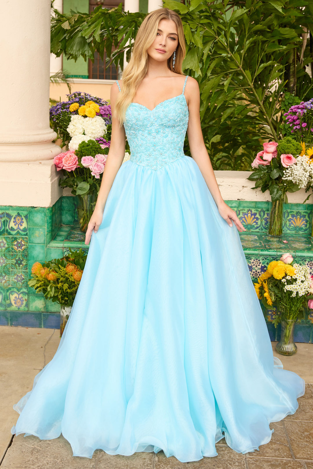 Prom Dresses Beaded Long Formal Lace Applique Ball Gown Prom Dress Light Blue