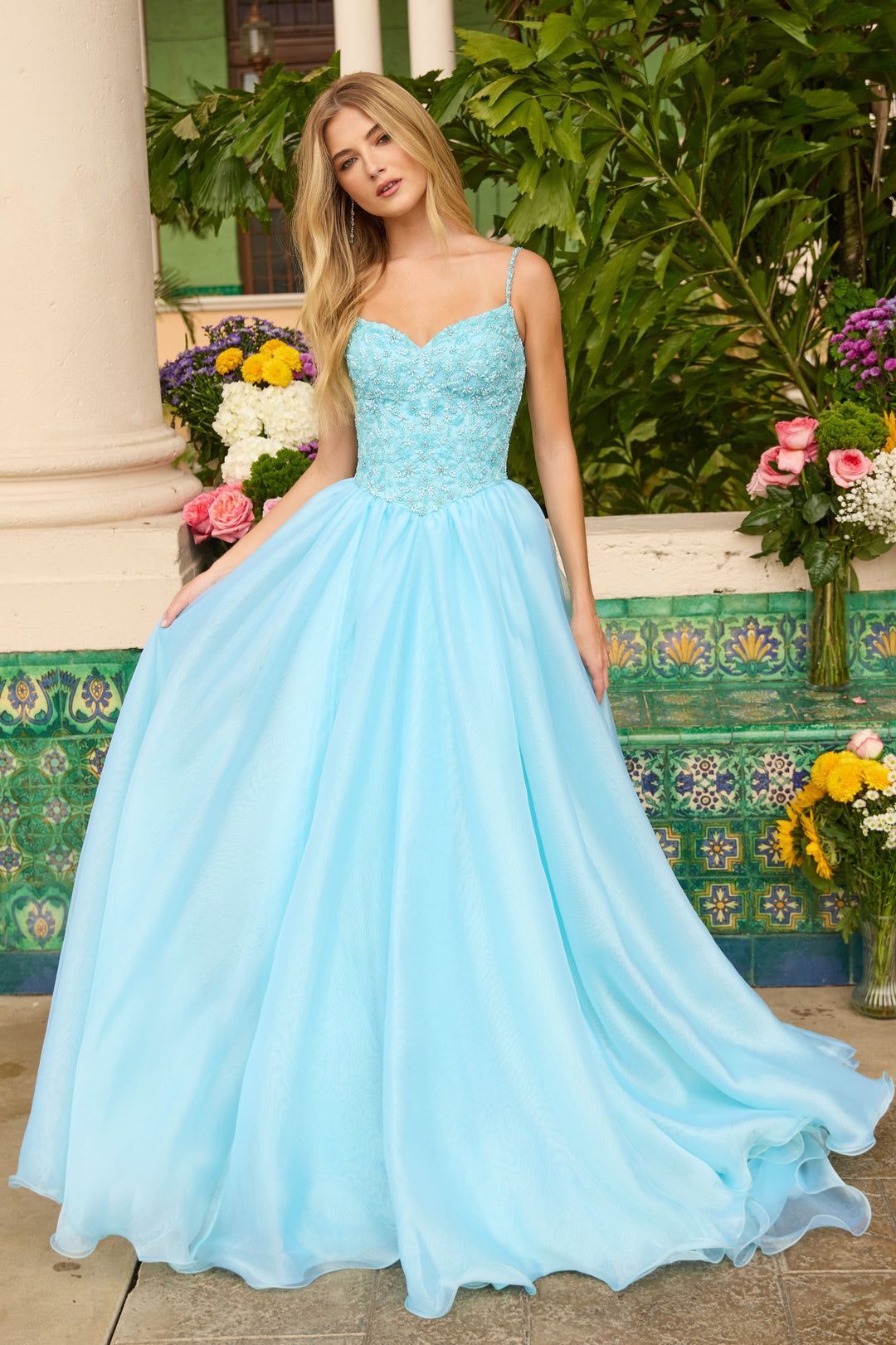 Prom Dresses Beaded Long Formal Lace Applique Ball Gown Prom Dress Light Blue