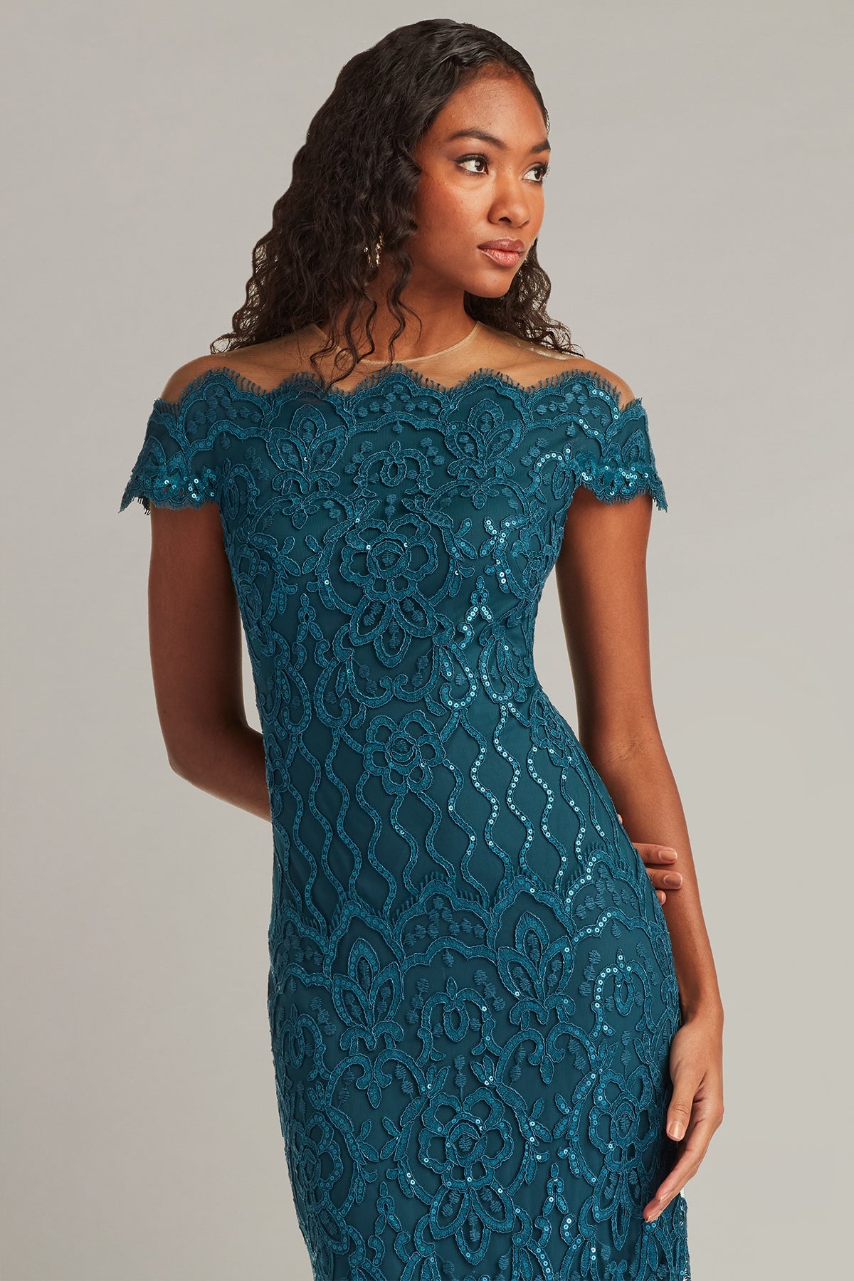 Off-the-Shoulder Floor-Length Lace Formal Sheath/Column Tadashi Shoji BJK26008L