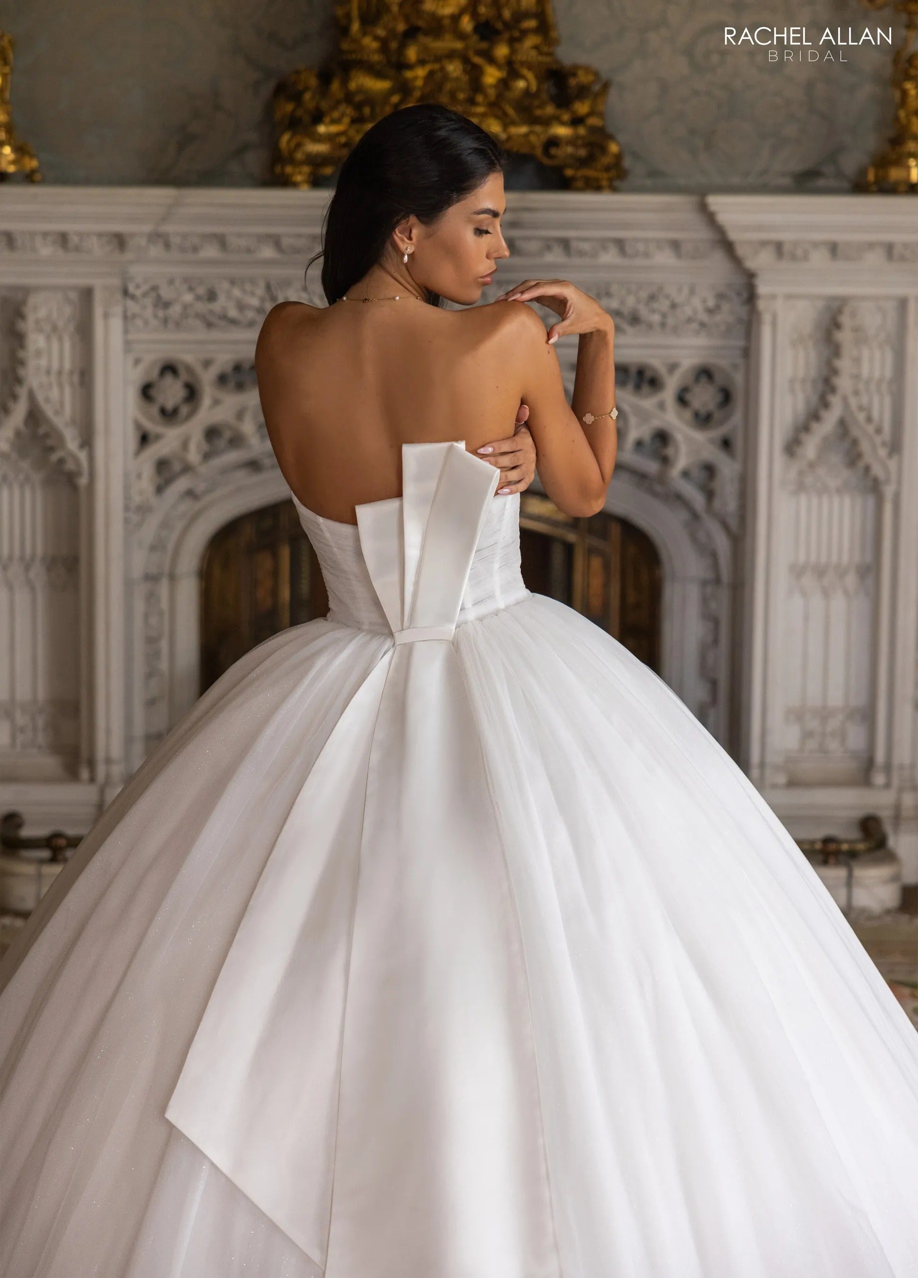 Ivory Sweetheart Floor-Length Tulle Wedding Dress Ball Gown with Lace Appliqué Rachel Allan RB6194