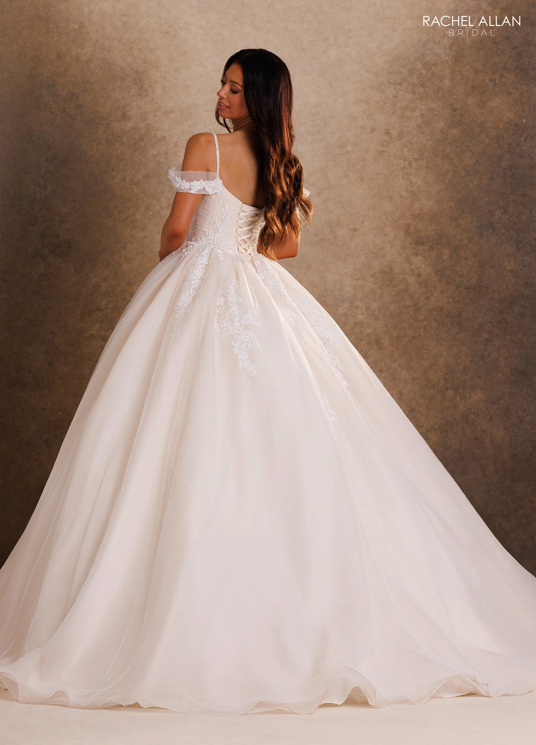 Scoop Floor-Length Tulle Wedding Dress Ball Gown Rachel Allan RB6202