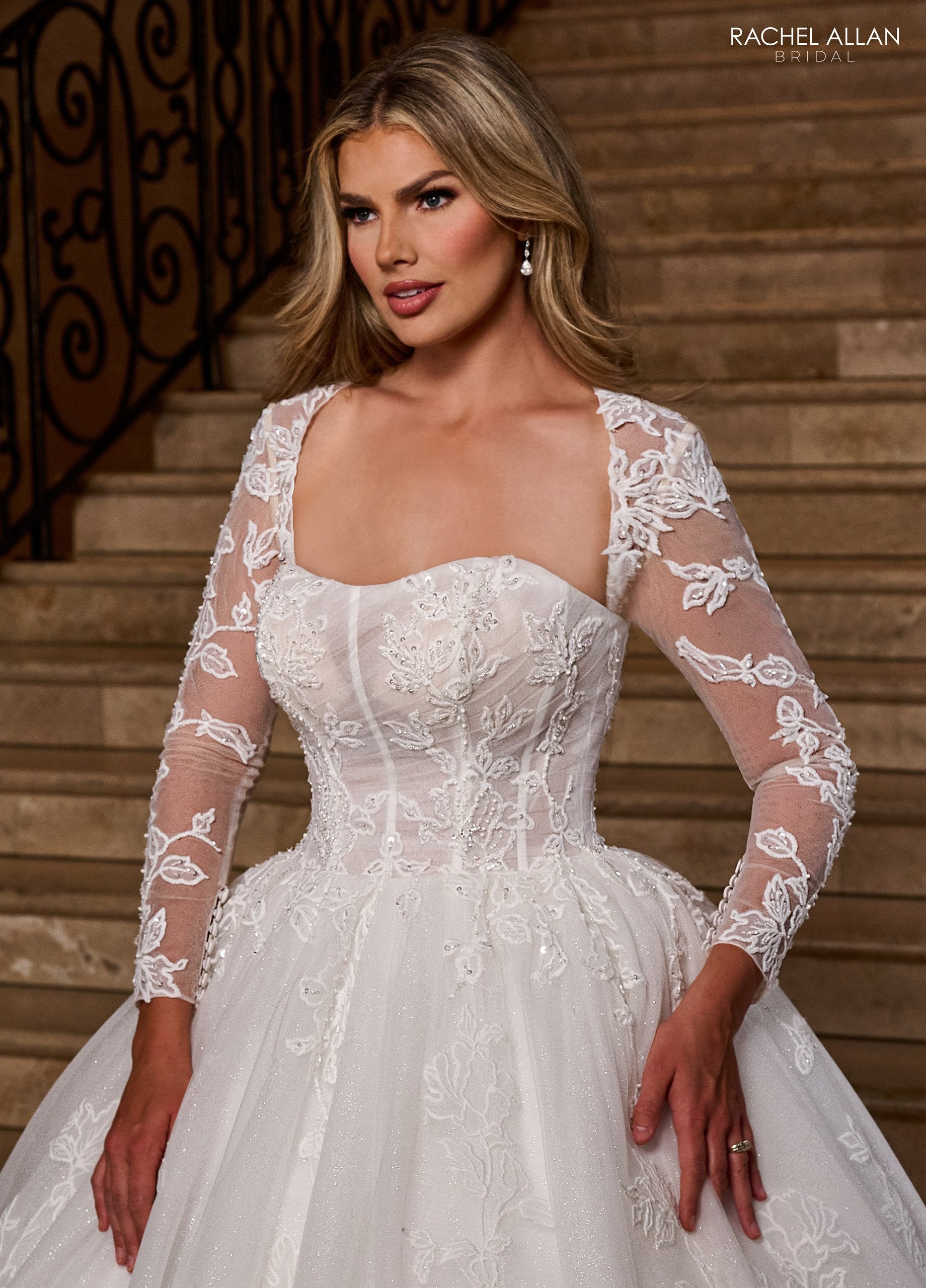 chinese dress ladies Elegant Long Sleeves White Lace Wedding Dress Bridal Gowns WD112 US8 / Ivory
