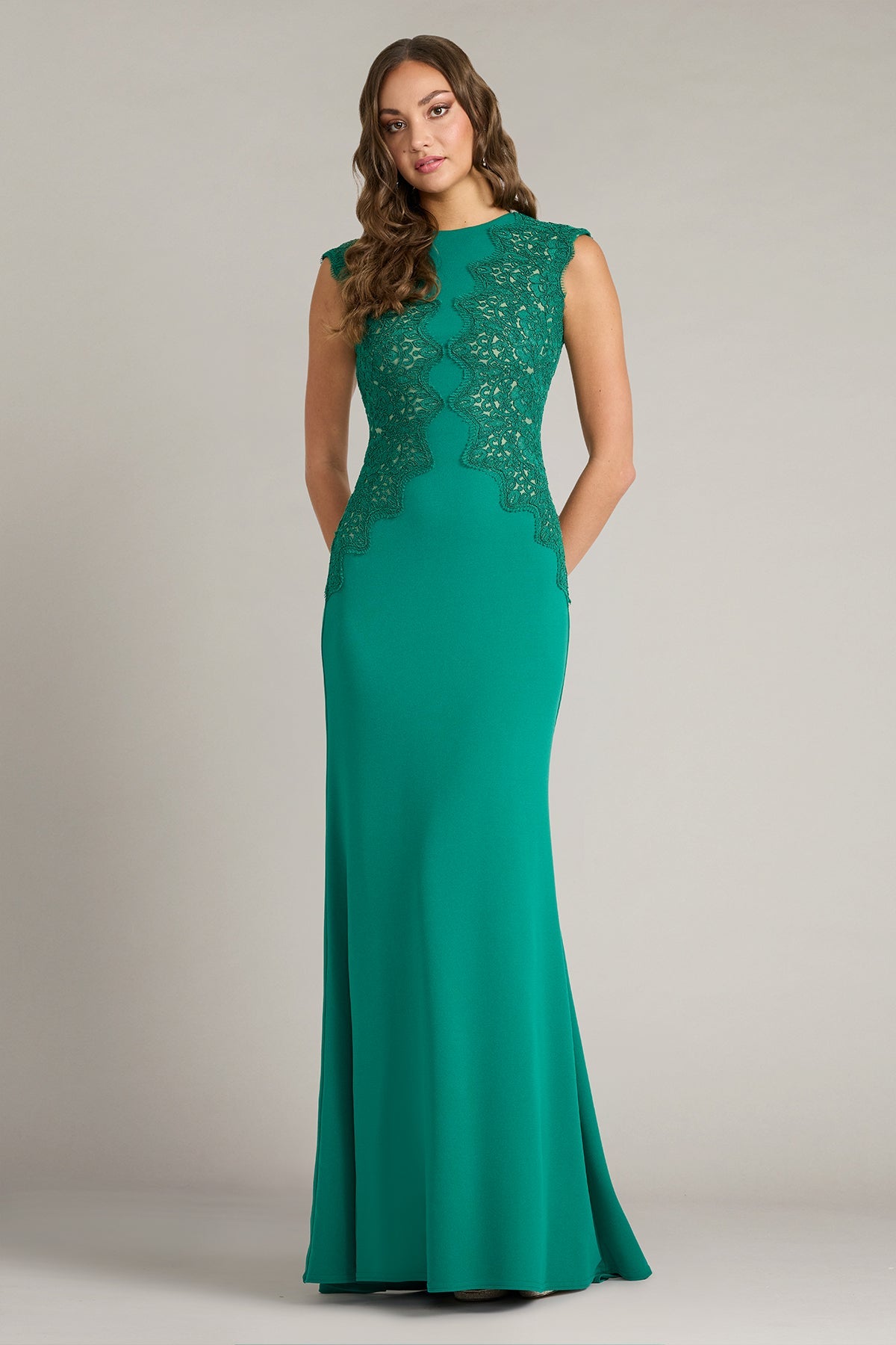 Crew/High-Neck Floor-Length Lace Formal Sheath/Column Tadashi Shoji CFJ26020L
