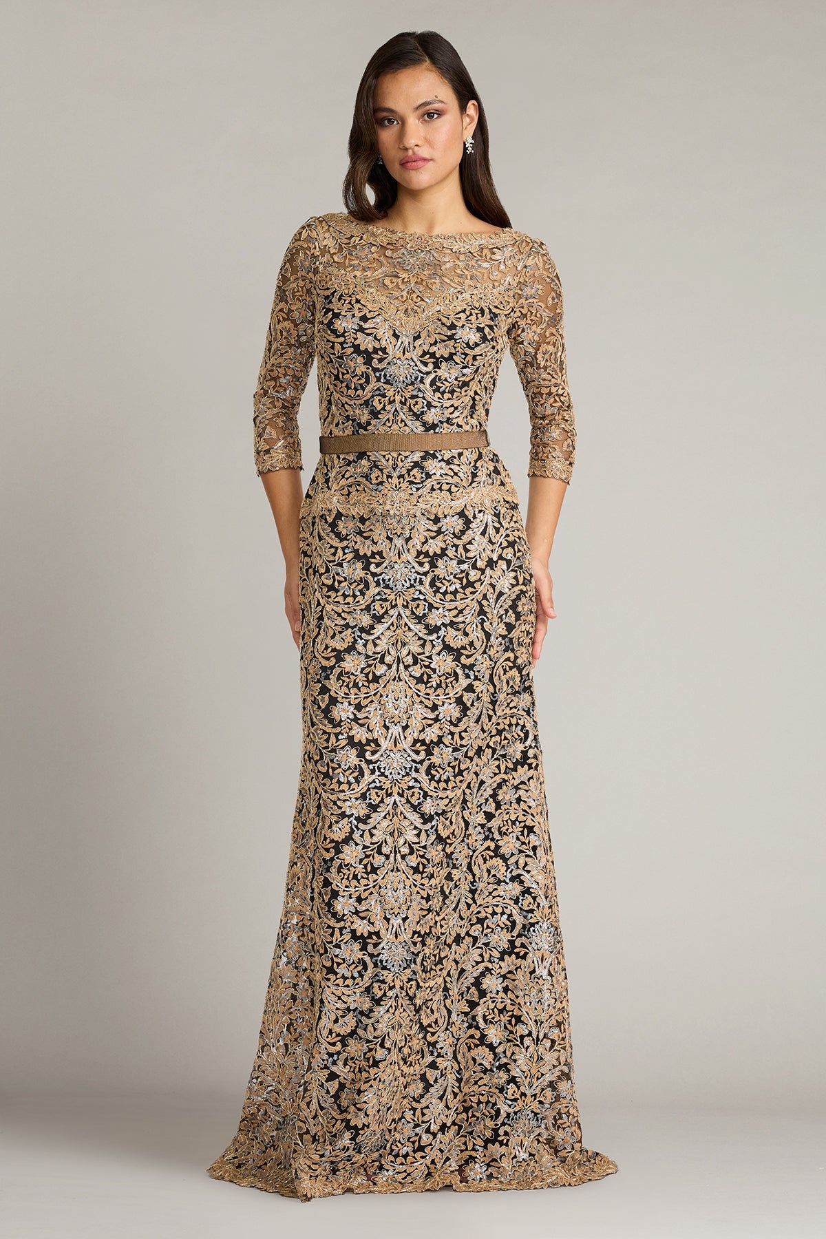 Bateau Floor-Length Lace Formal Sheath/Column Tadashi Shoji CJI24130L