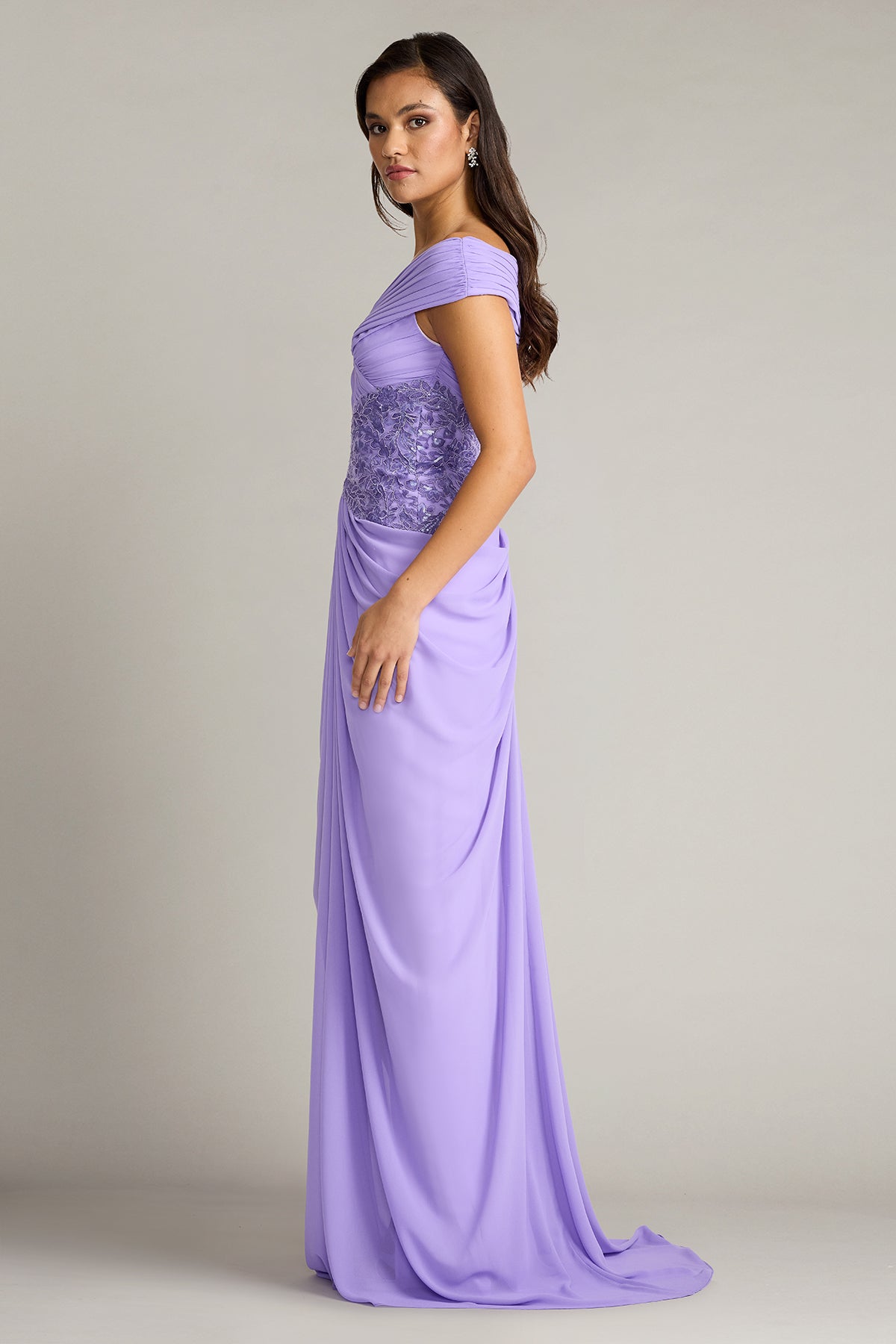 V-Neck Floor-Length Chiffon Formal Sheath/Column Tadashi Shoji SCJI26162L