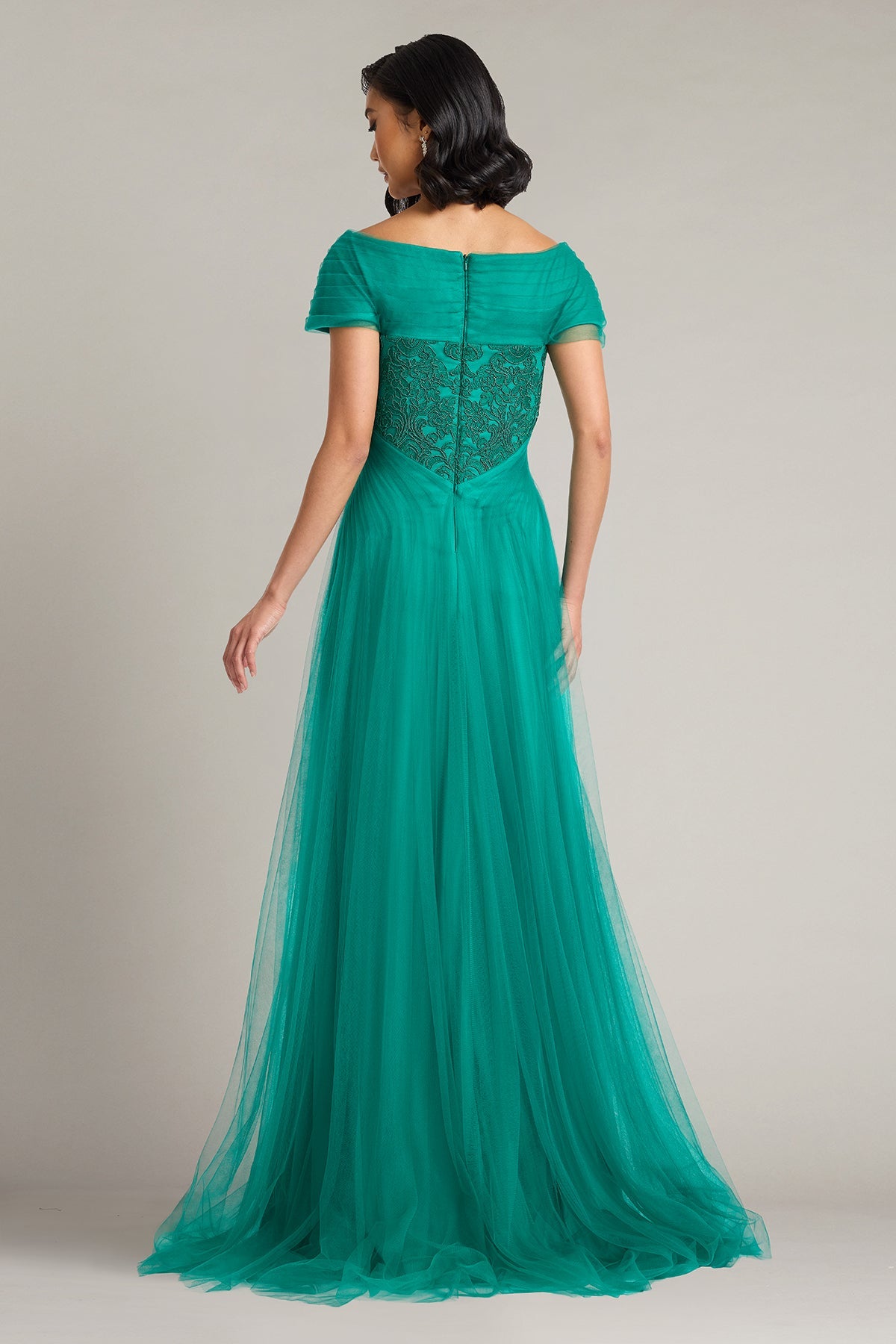 Off-the-Shoulder Floor-Length Tulle Formal A-Line Tadashi Shoji CKC25115L