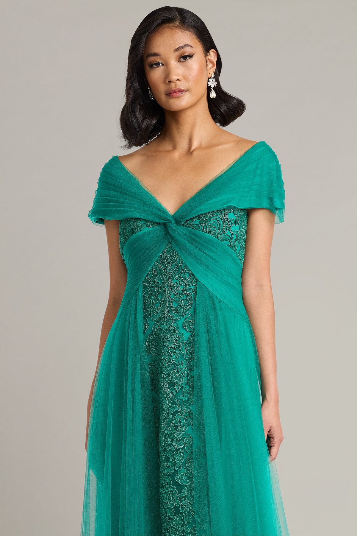 Off-the-Shoulder Floor-Length Tulle Formal A-Line Tadashi Shoji CKC25115L