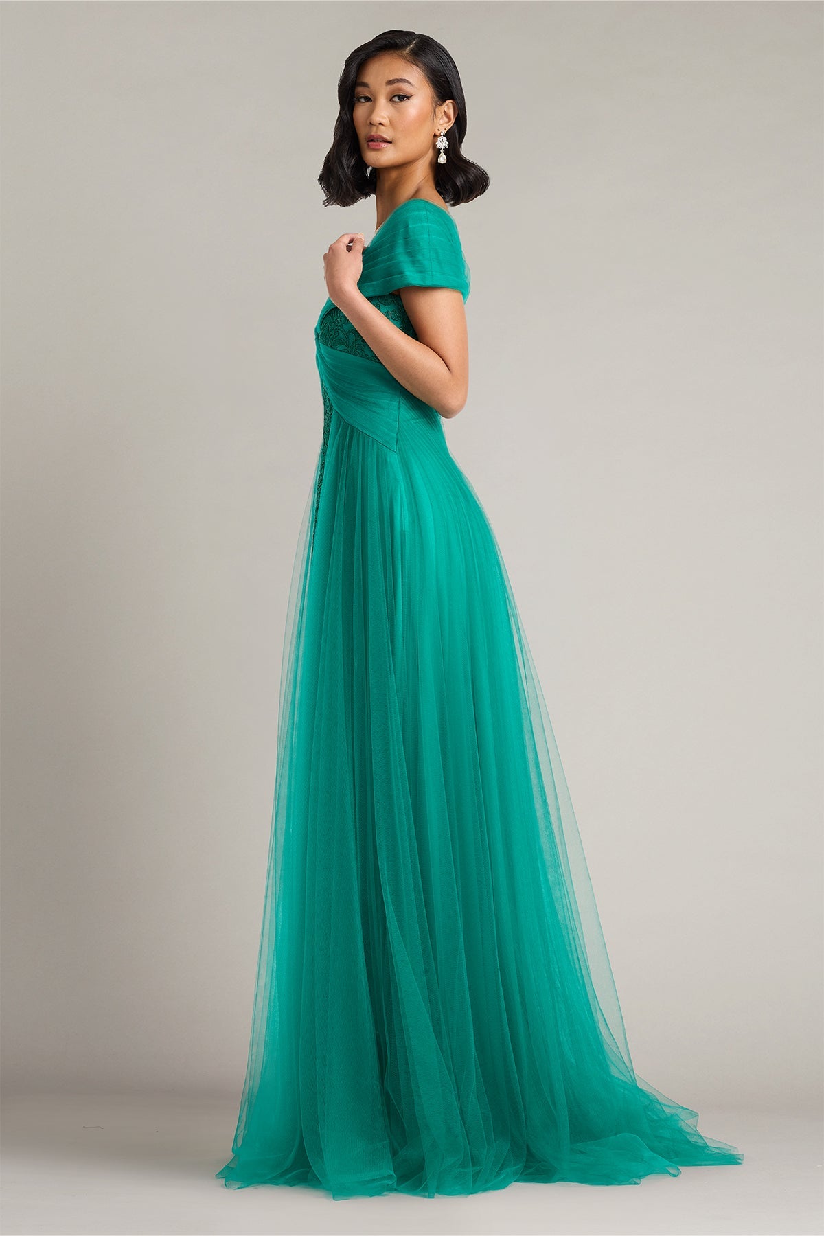 Off-the-Shoulder Floor-Length Tulle Formal A-Line Tadashi Shoji CKC25115L