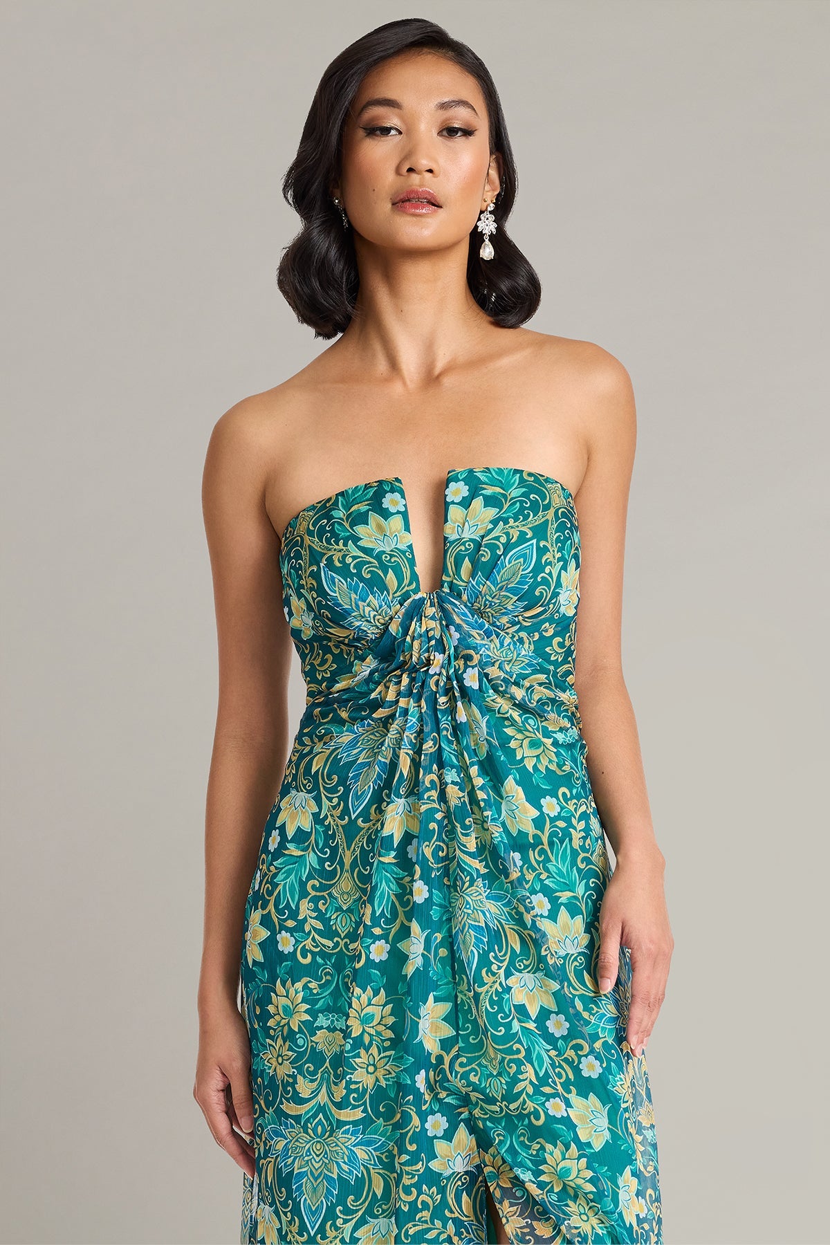 Strapless Curved Neck Floor-Length Chiffon Formal Mermaid Tadashi Shoji CKJ26352L