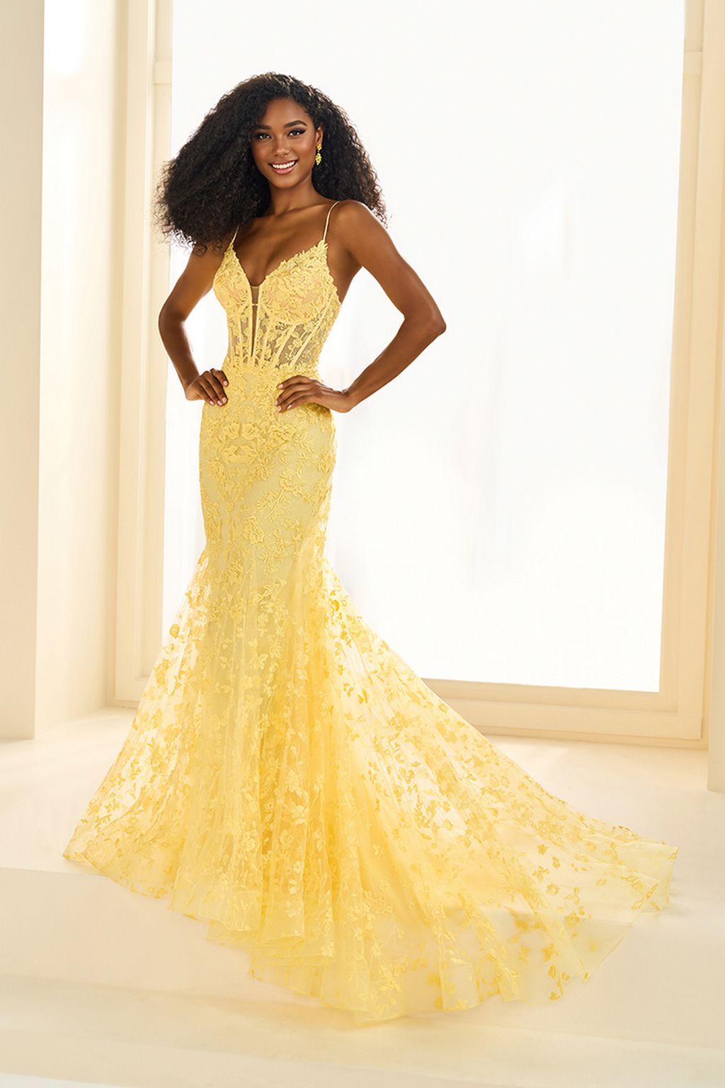 Prom Dresses Glitter Long Evening Formal Prom Dress Light Yellow