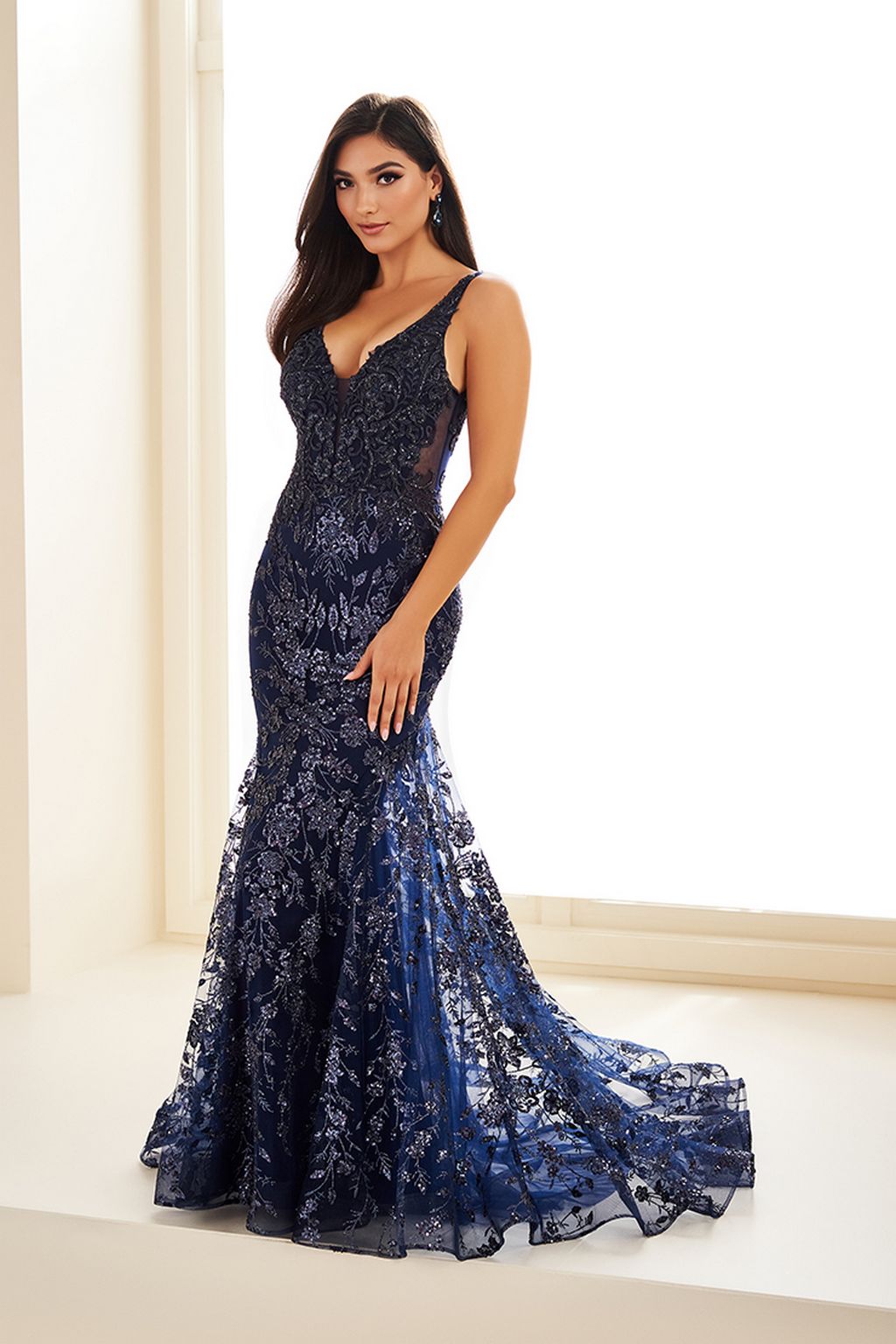 Ellie Wilde EW36074 Long Formal Mermaid V Neck Prom Dress