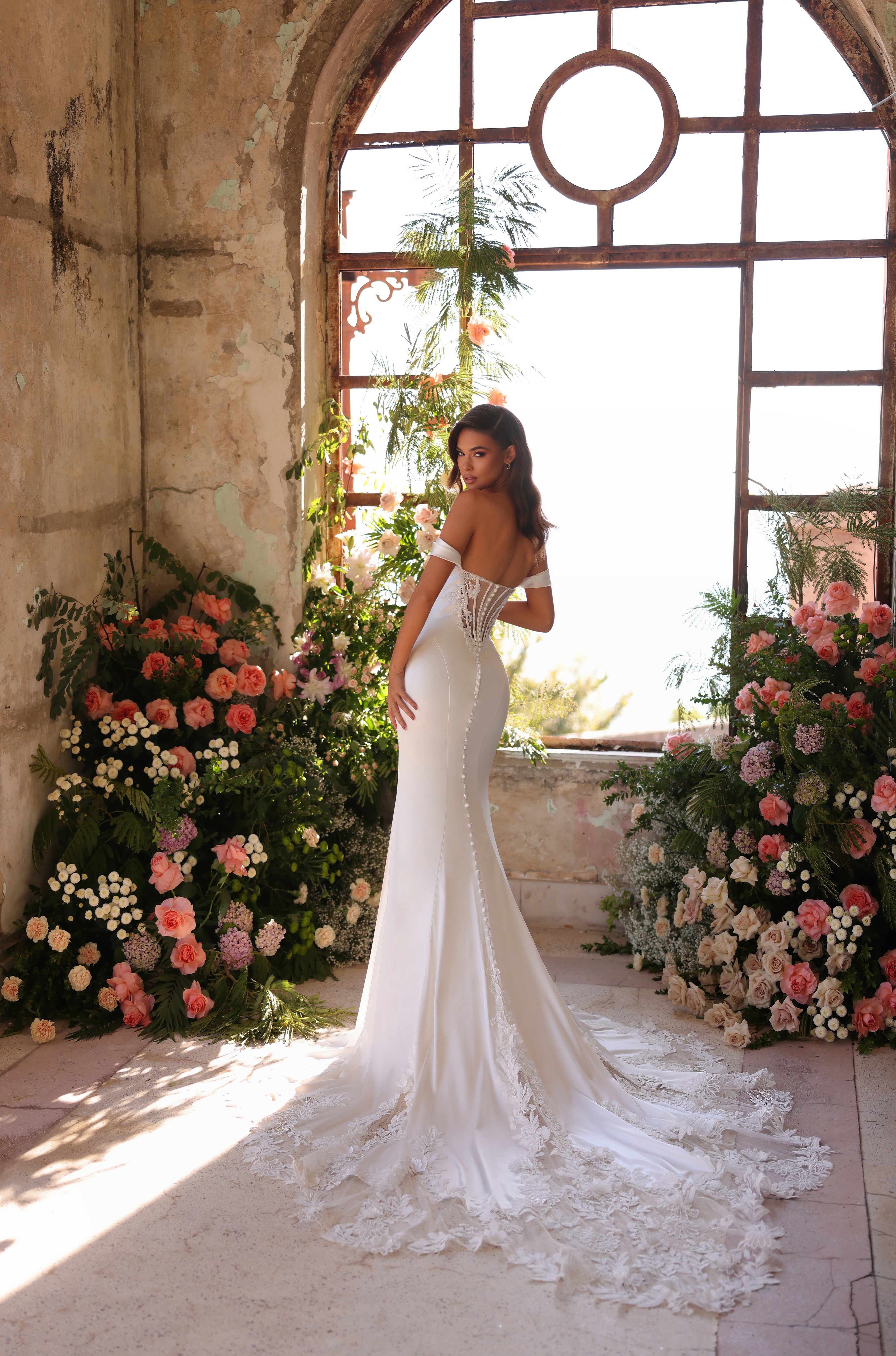 Wedding Dresses Lace Long Wedding Mermaid Dress Amarra 89129 Ivory/Nude
