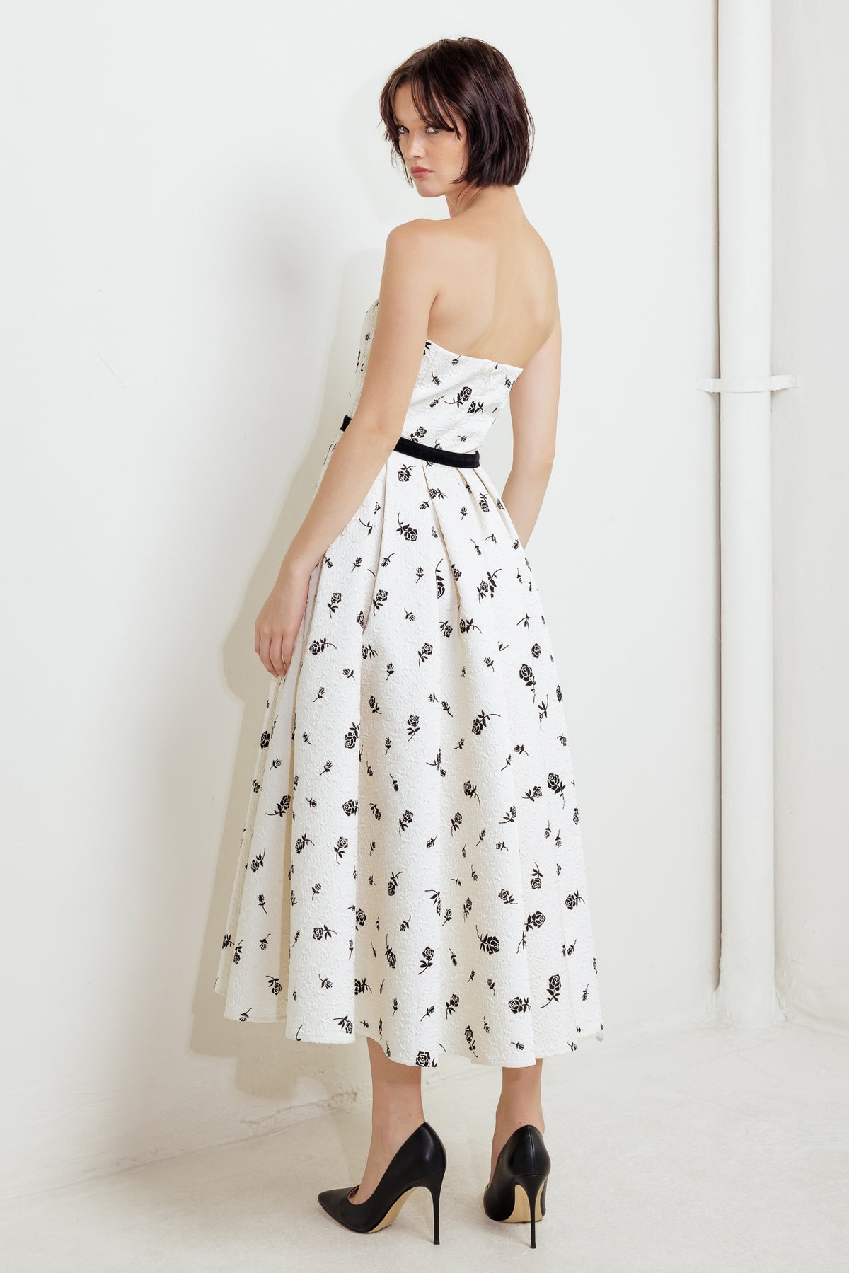 Cocktail Dresses Tea Length Pleated Short Floral Print Cocktail Dress Flying Tomato FD1773 Cream/Black