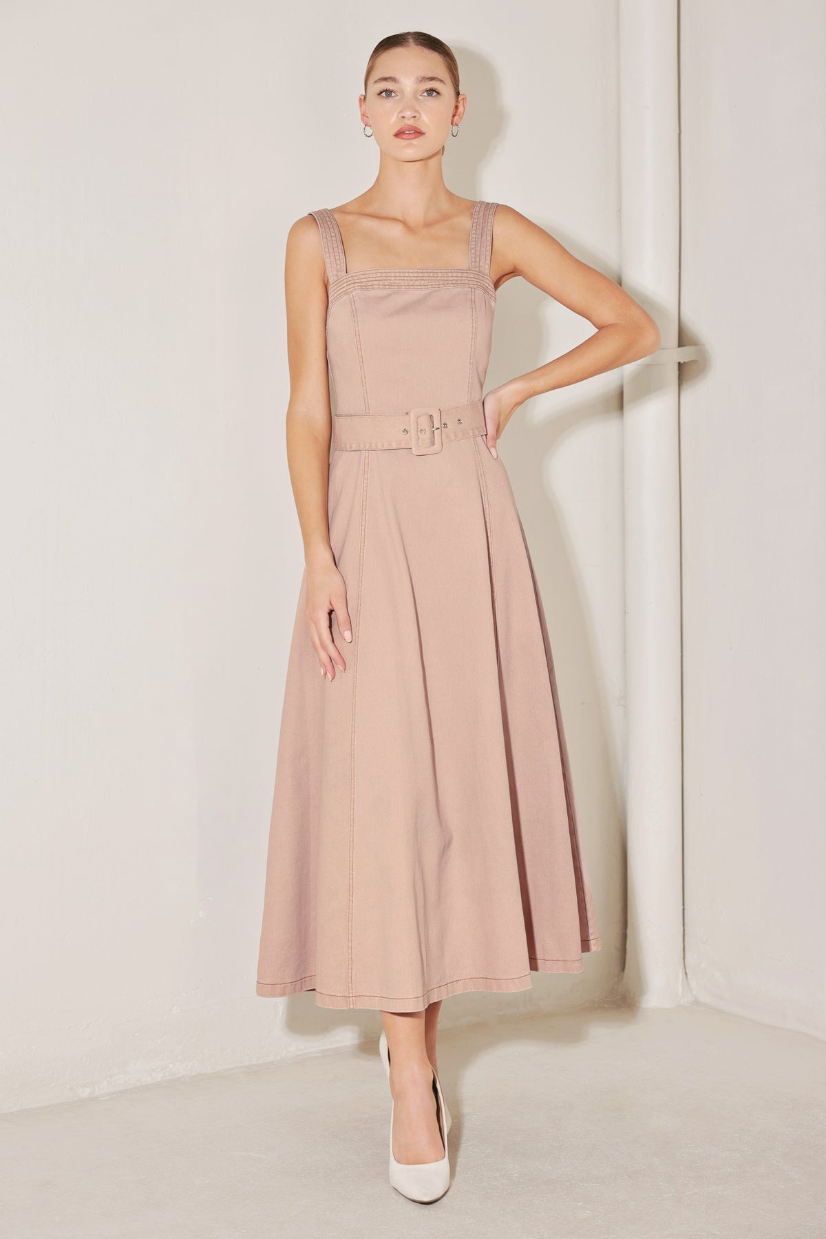 ELEVATED NEUTRAL WOVEN MIDI DRESS L FREEMARKET NEUTRAL / L