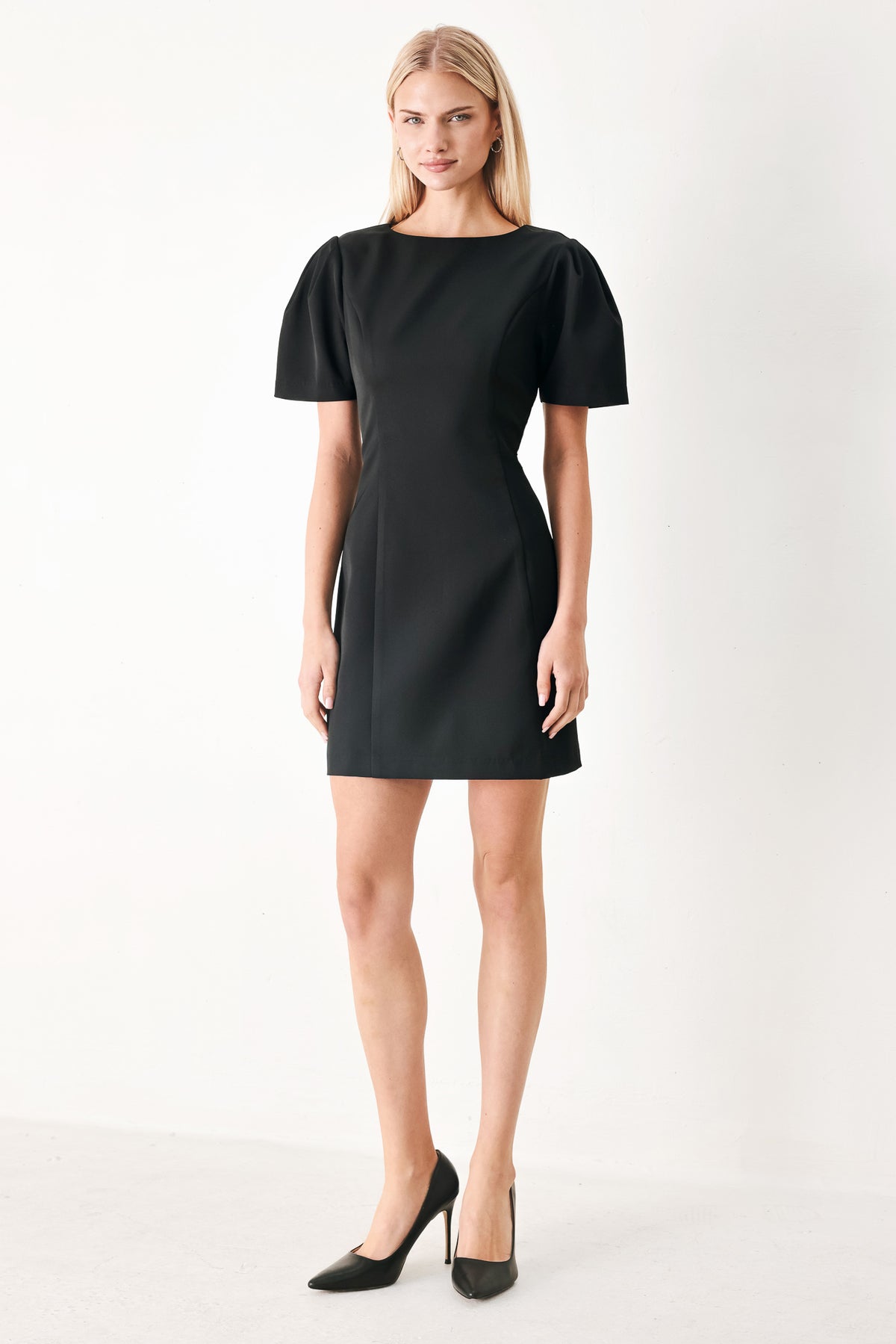 Bateau Mini Crepe Cocktail Sheath Flying Tomato FD2141