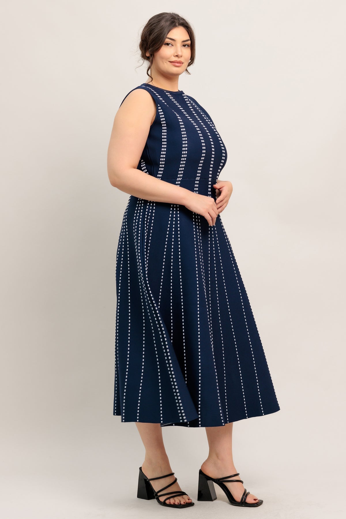 Navy/Whie Crew Neck Midi Knit Cocktail Dress with Vertical Pattern Flying Tomato FSW1433
