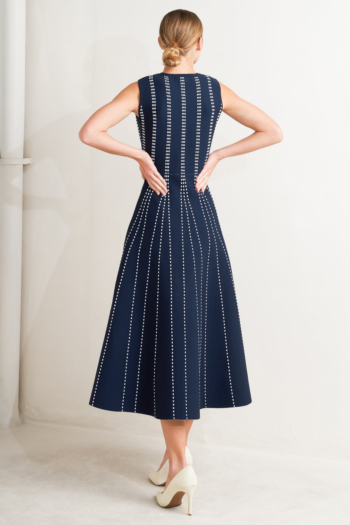 Navy/Whie Crew Neck Midi Knit Cocktail Dress with Vertical Pattern Flying Tomato FSW1433