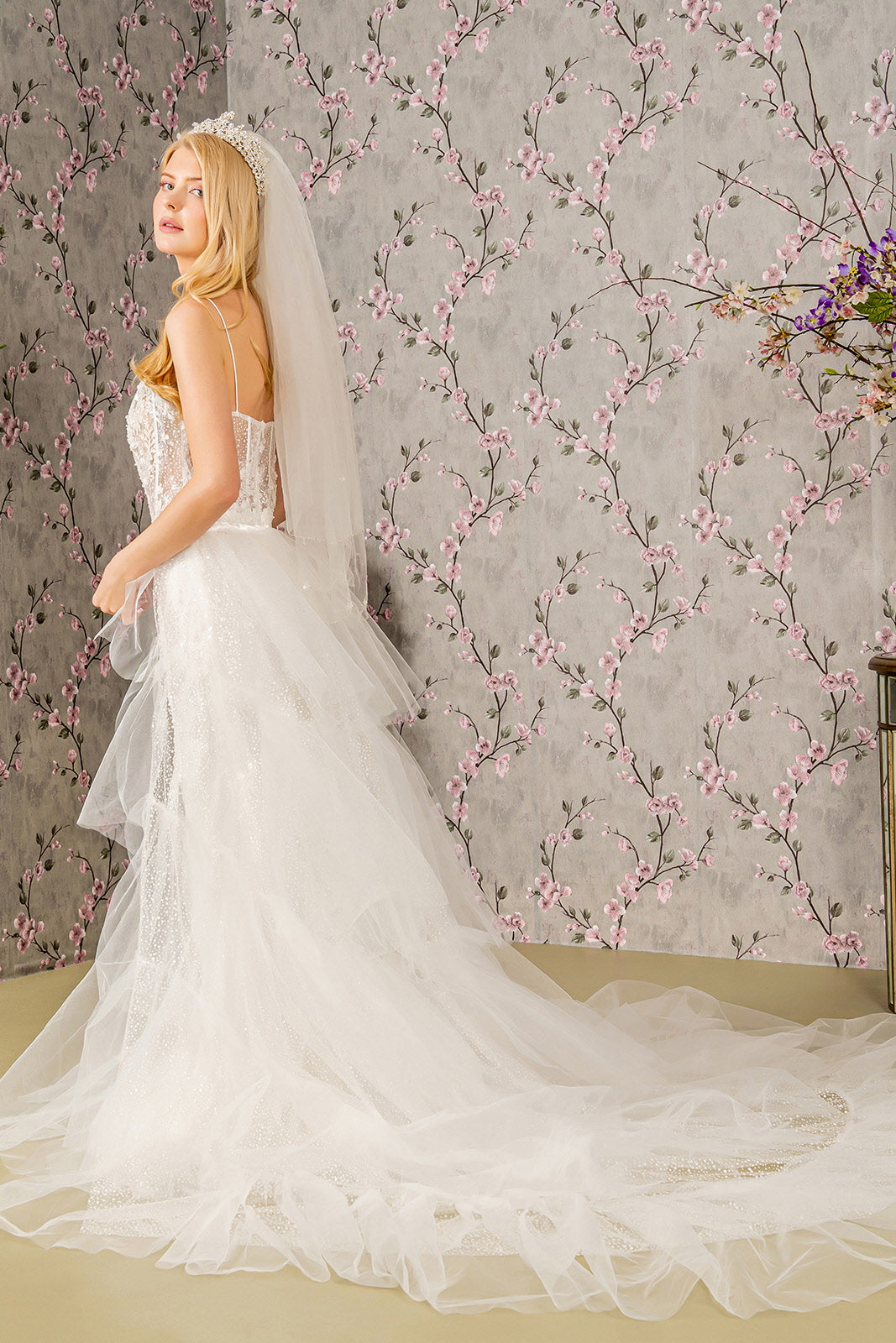 Long Mermaid Cape Wedding Dress