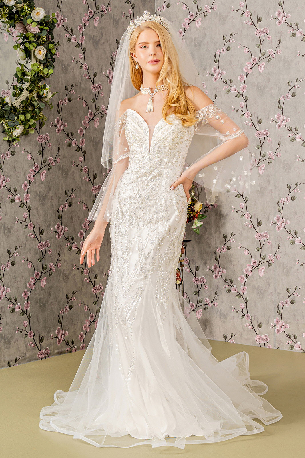 Sexy Ivory Sequins Mermaid Prom Dresses Long Wedding Dresses main image 0