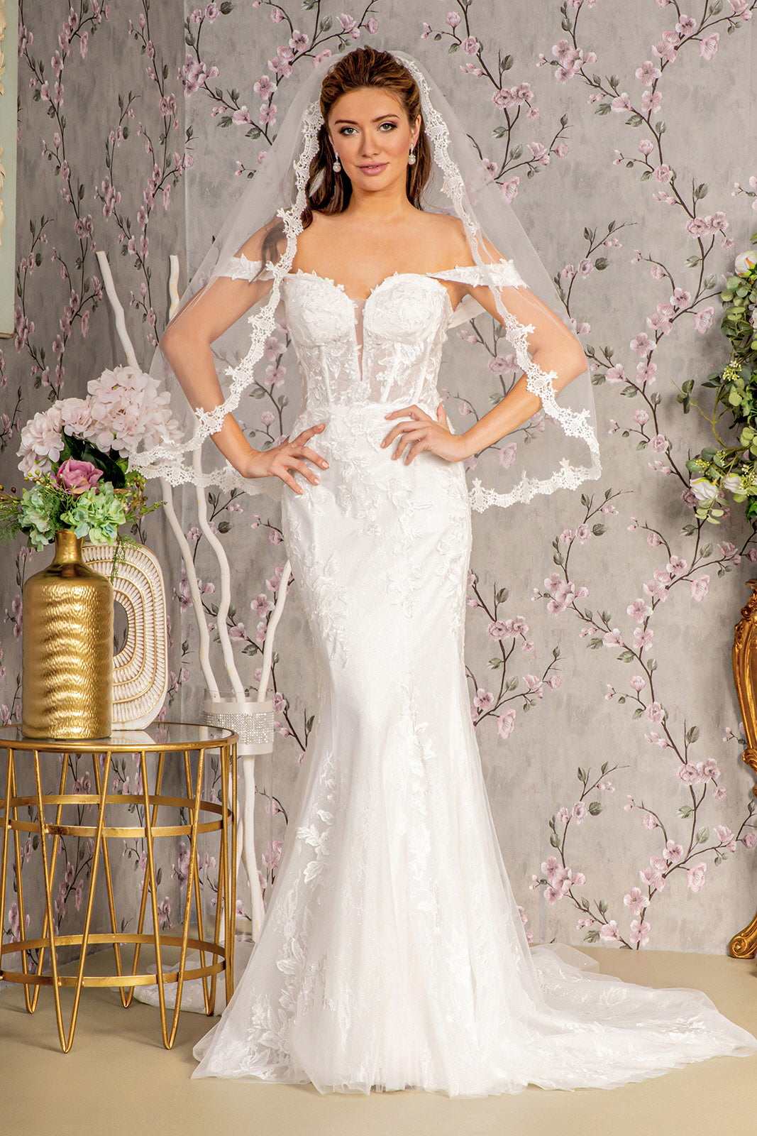 Glitter Mermaid Long Wedding Gown - White / XL Glitter Mermaid Long Wedding Gown - White / XL