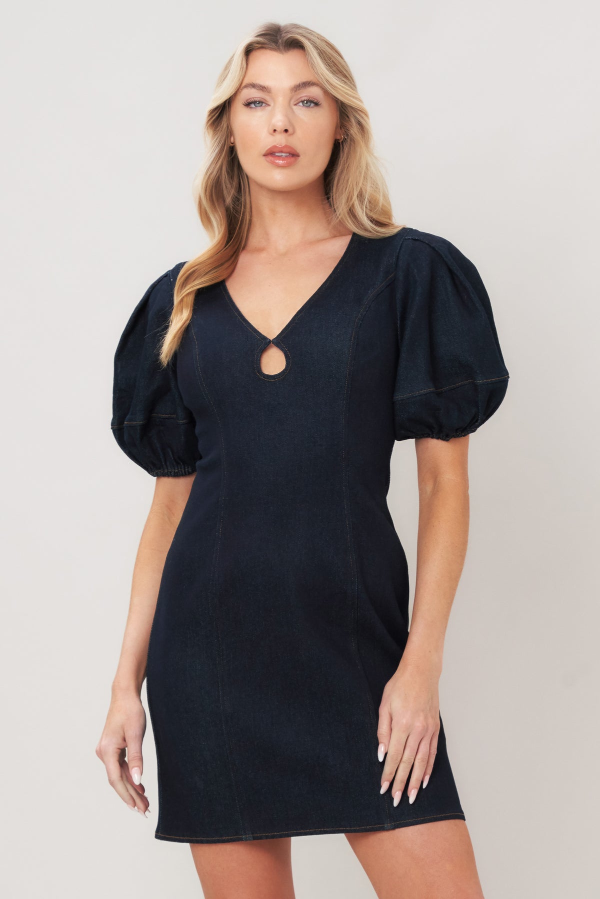 V-Neck Mini Jersey Cocktail Sheath Flying Tomato ID23862