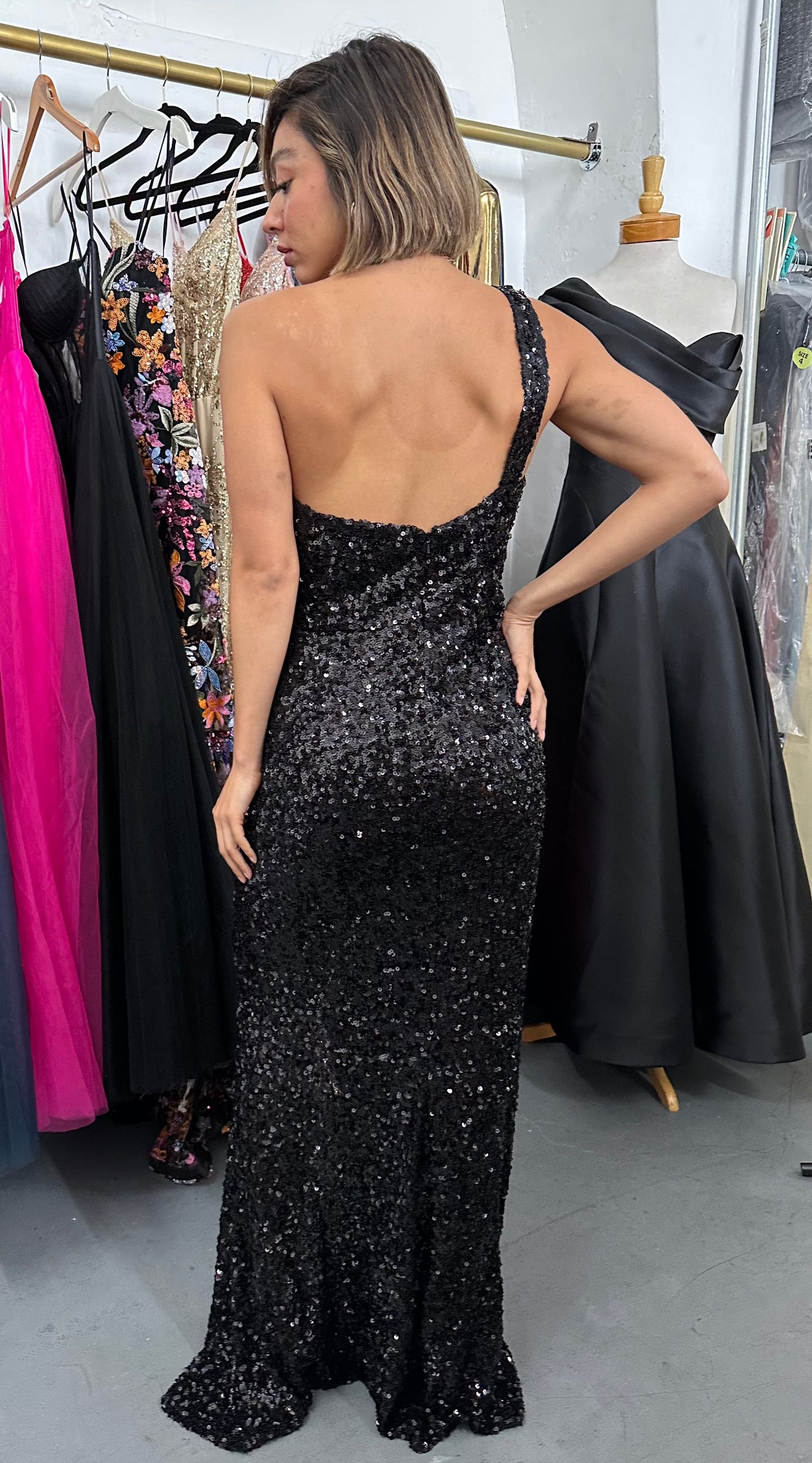 Trendy Black Long Sleeve One Shoulder Prom Gown SREAL211 main image 0