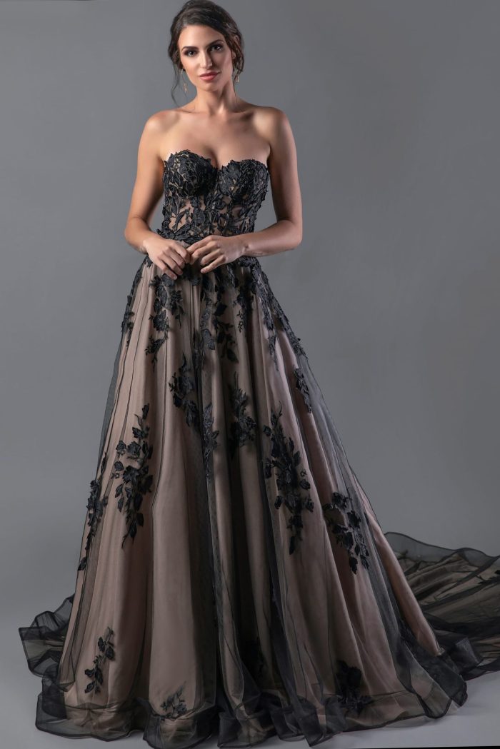 Formal Dresses Ball Gown Long Beaded Formal Dress Black/Nude