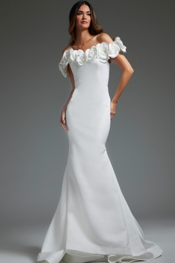 Wedding Dresses Bridal Gown Long mermaid Rosette Wedding Dress Off-White