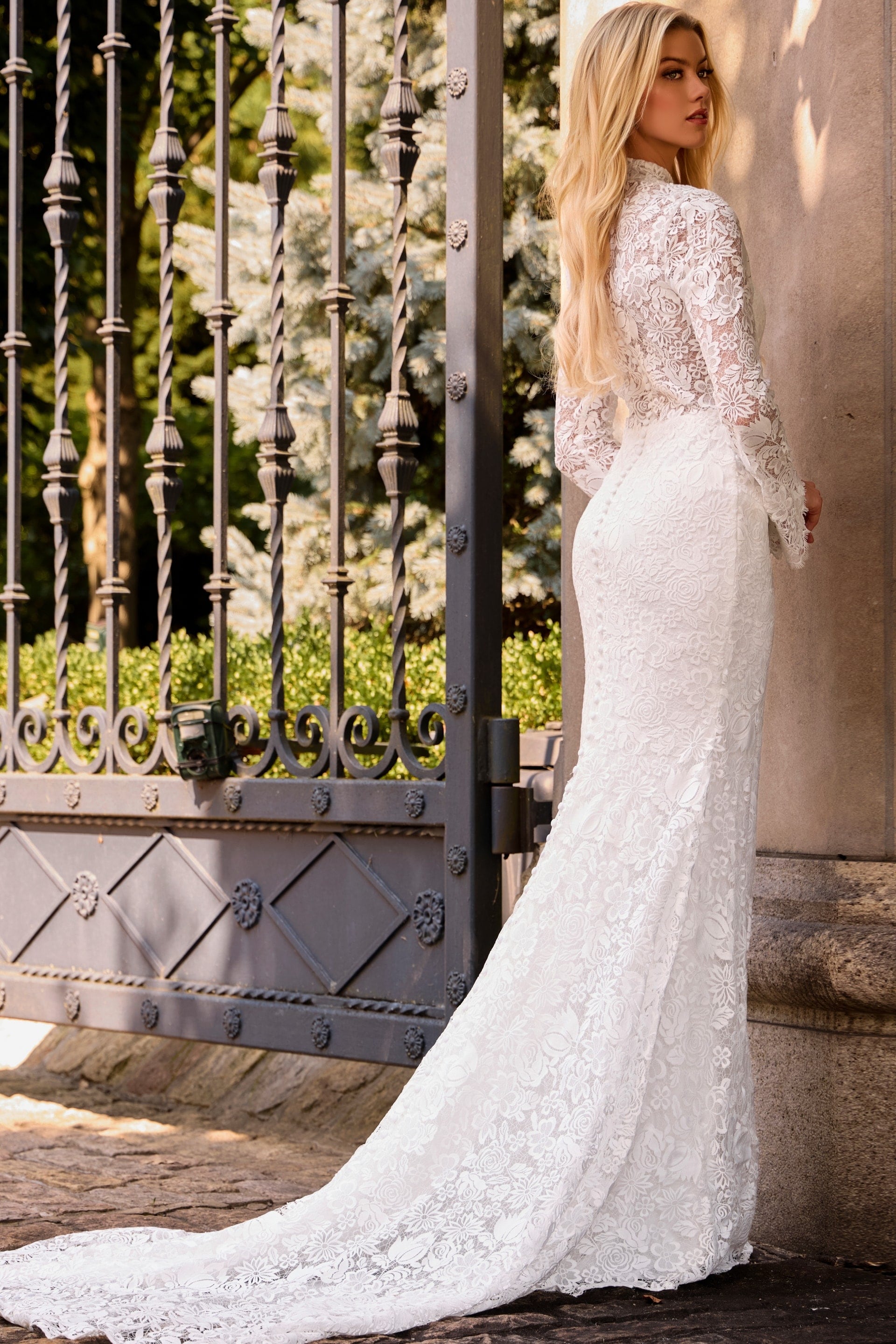 Crew/High-Neck Floor-Length Lace Wedding Mermaid/Trumpet Jovani JB45767
