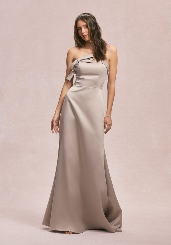 MGNY Madeline Gardner New York 31246 Fitted Long Formal Evening Dress