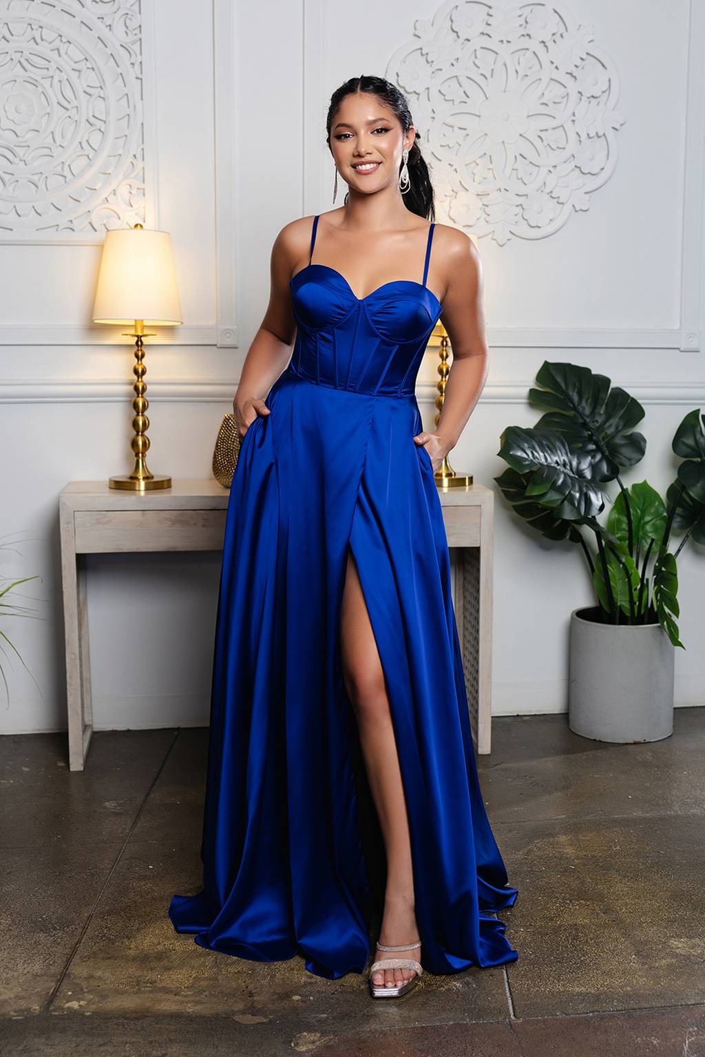 Sweetheart Floor-Length Satin Formal A-Line May Queen 2188