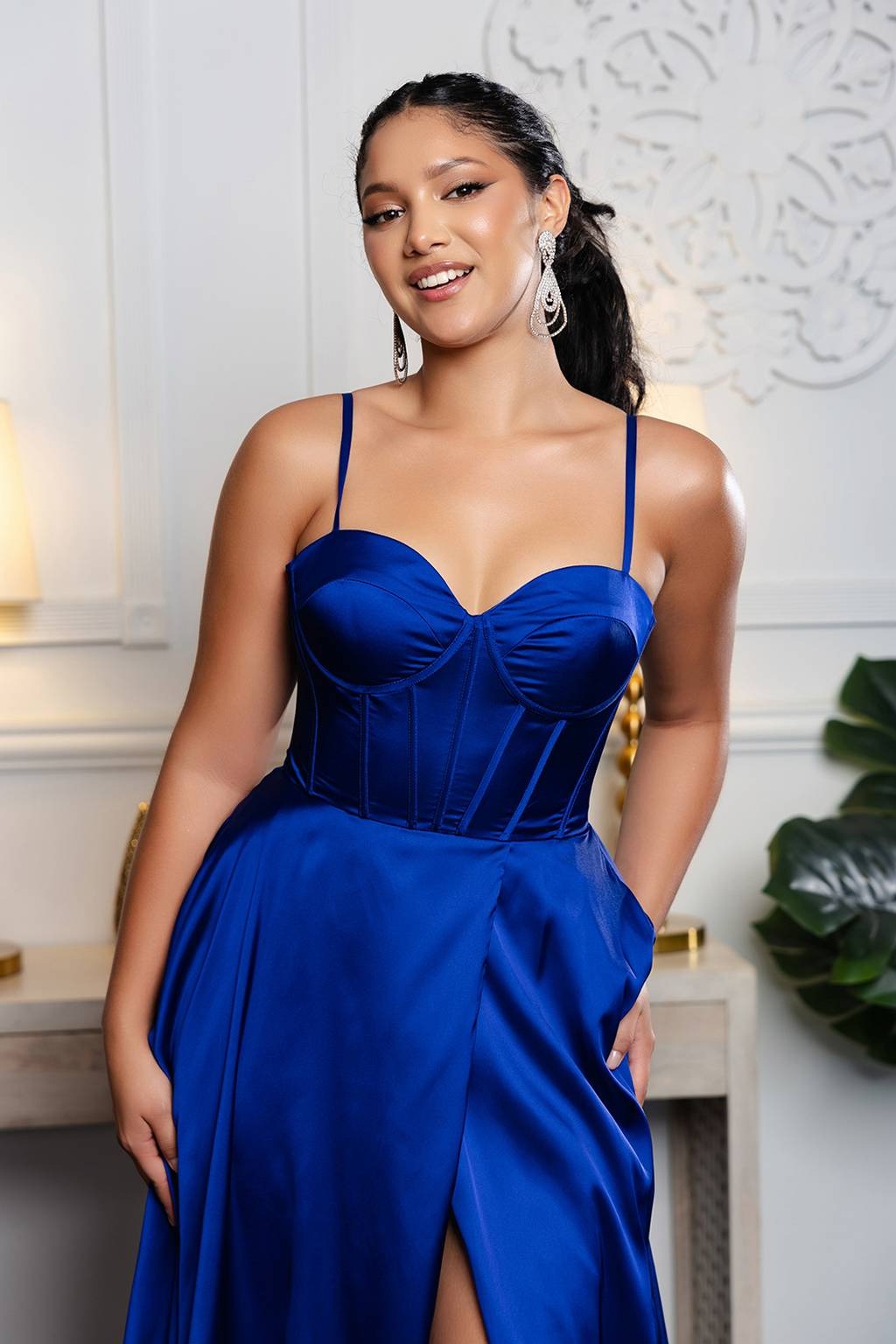 Sweetheart Floor-Length Satin Formal A-Line May Queen 2188