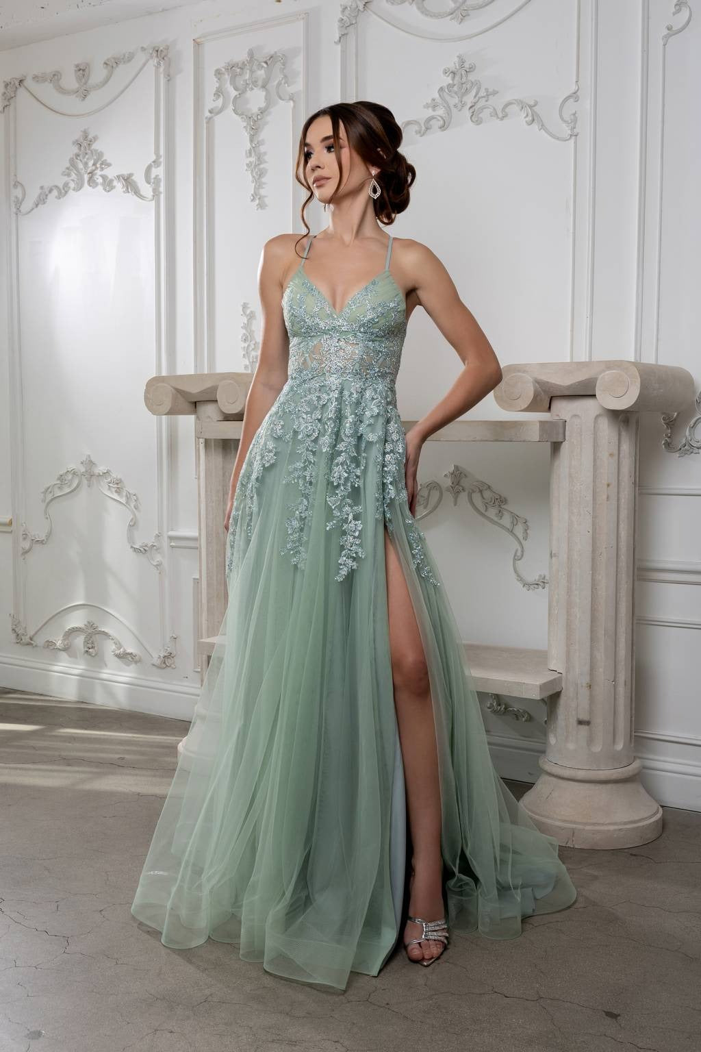 V-Neck Floor-Length Tulle Prom A-Line May Queen MQ2220