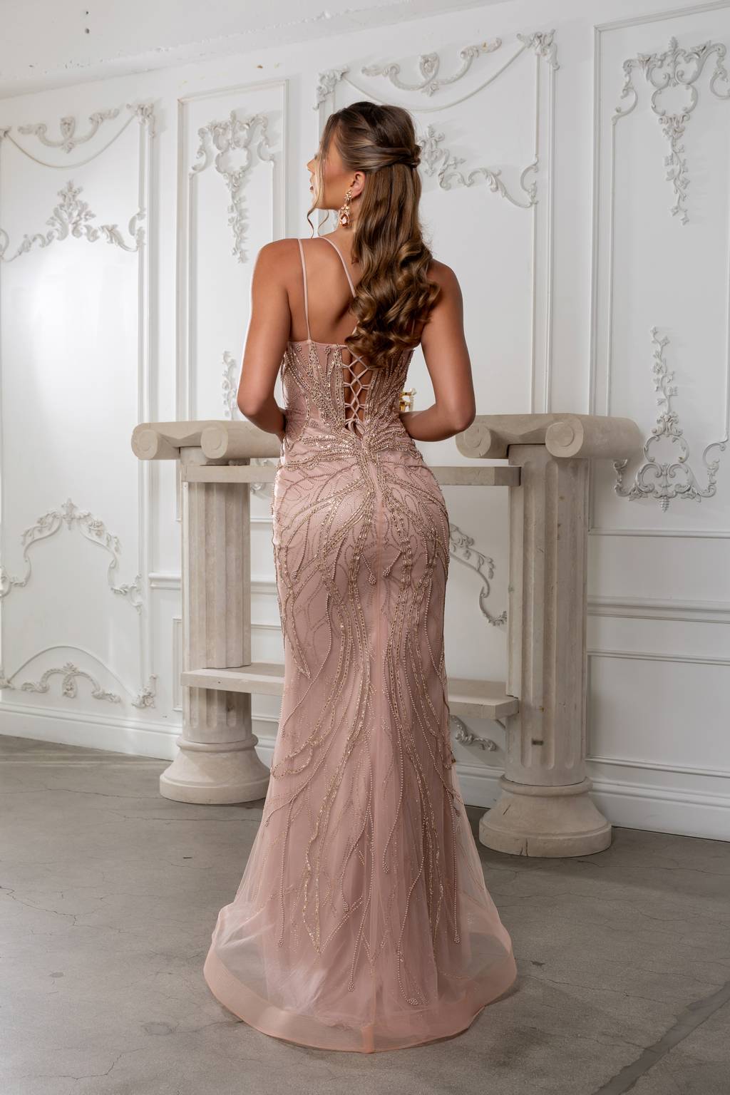 V-Neck Floor-Length Tulle Prom Sheath Column May Queen RQ8222
