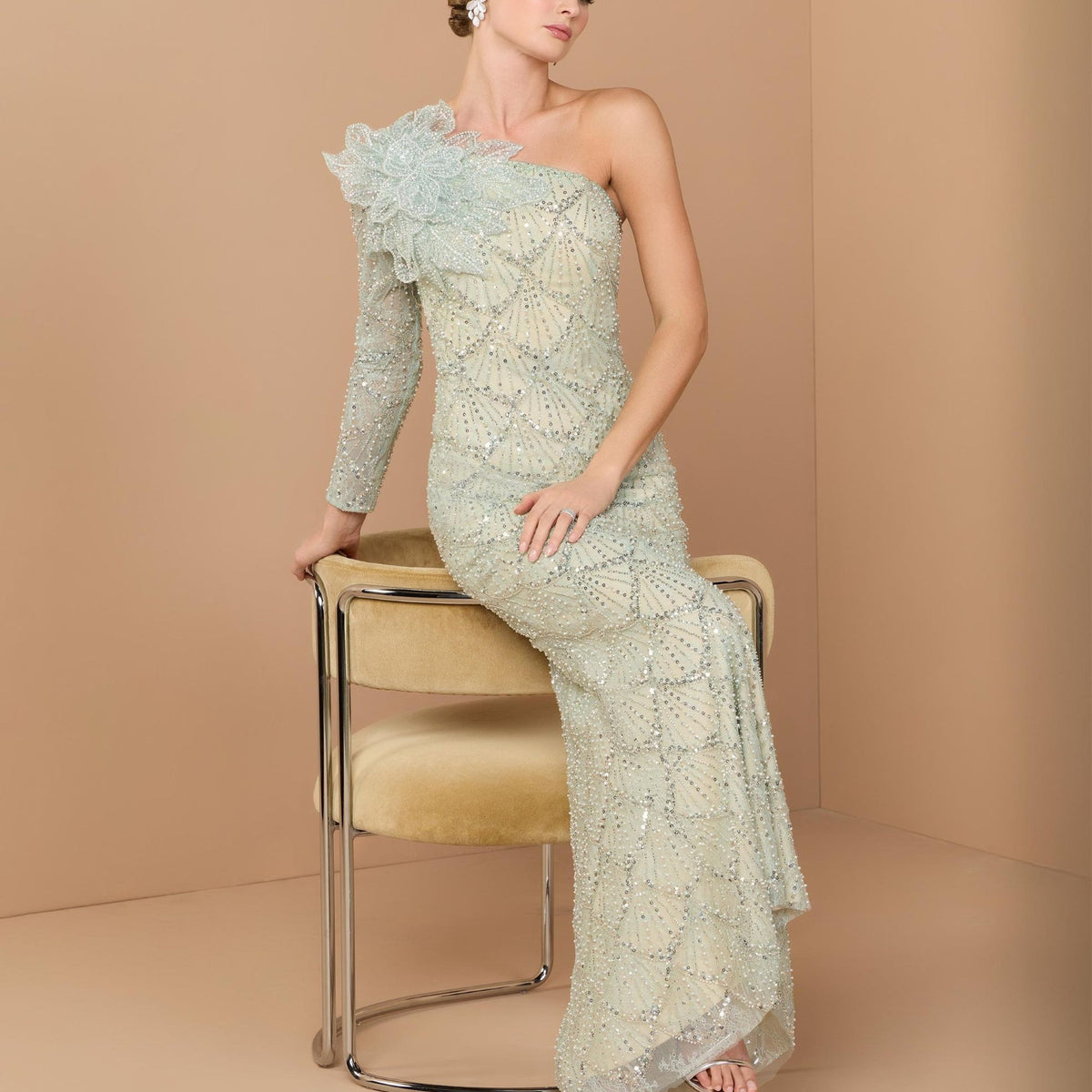 Mac Duggal One Sleeve 3D Flower Sequin Column Gown in Seafoam at Nordstrom, Size 8 Mac Duggal One Sleeve 3D Flower Sequin Column Gown in Seafoam at Nordstrom, Size 8