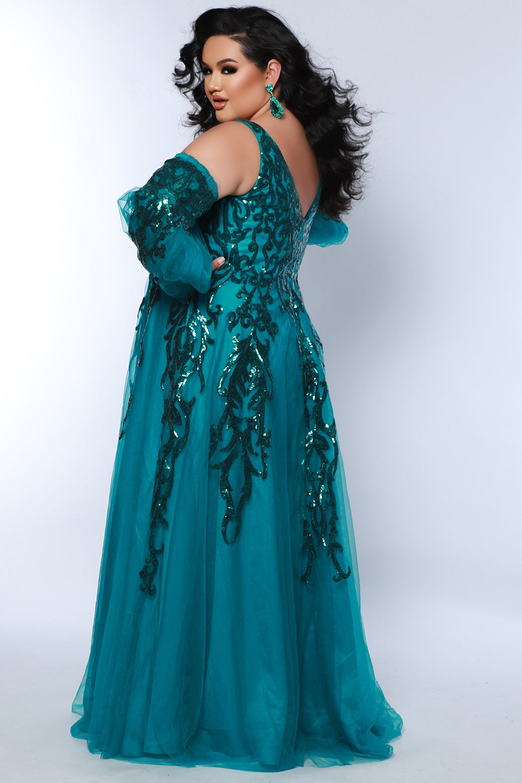 Sydneys Closet TE2443 Plus Size A Line Long Formal Sequin Applique Prom Dress